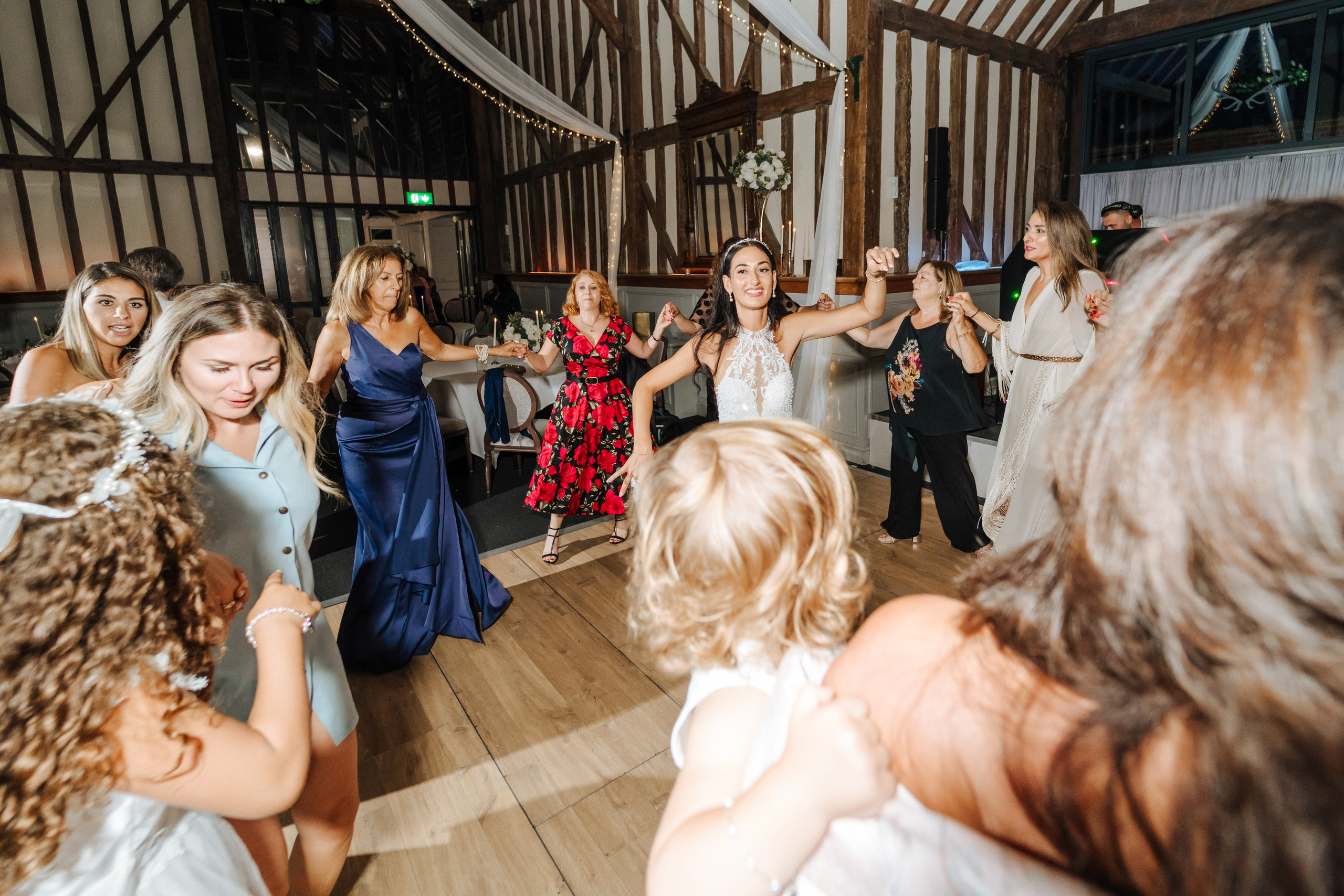 Wedding at Essendon Country Club. Photographer in England Ekaterina Romanova