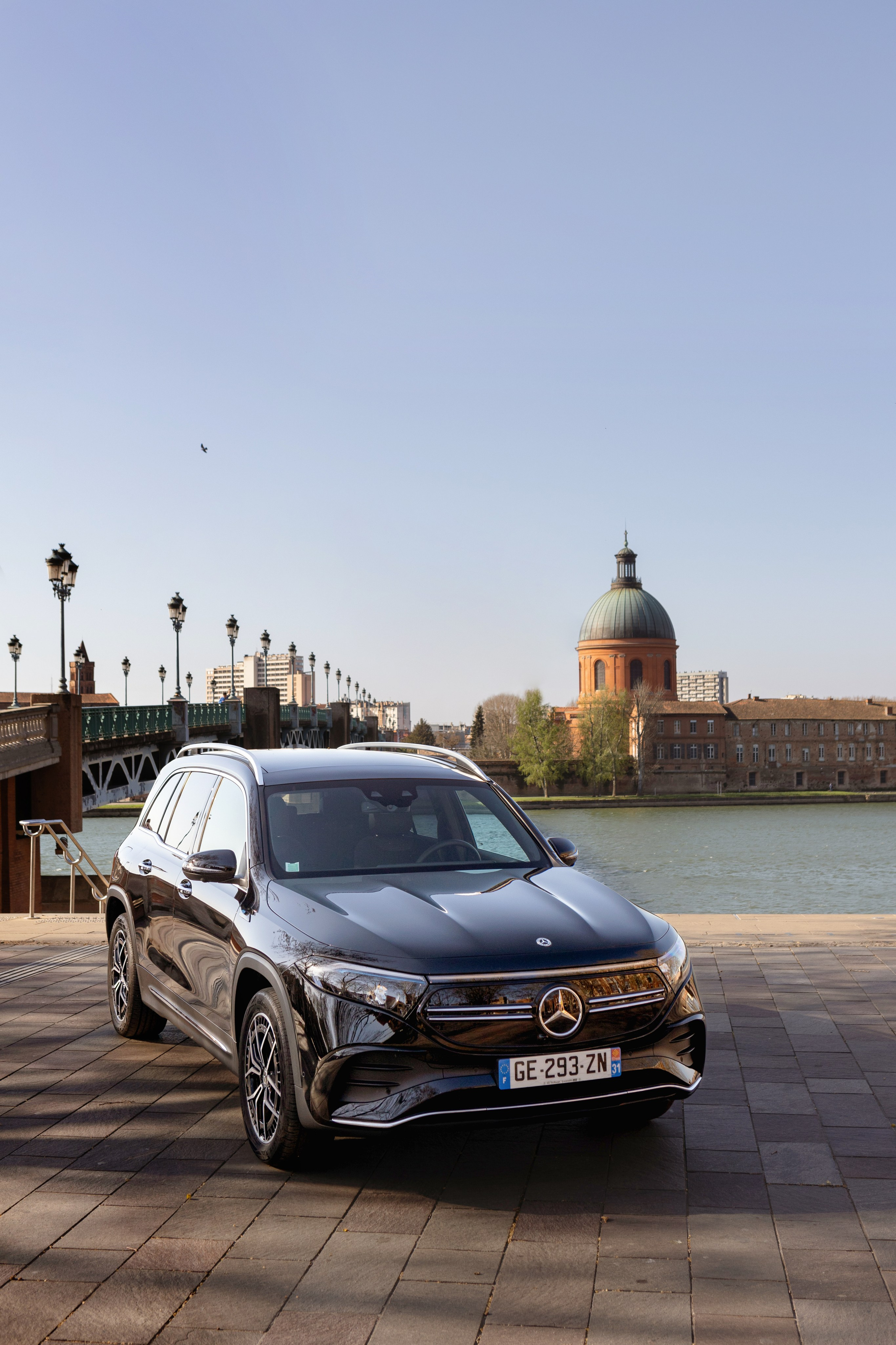 Executive & Corporate Photographer in Toulouse | Personal Branding by Eugenie Smirnova