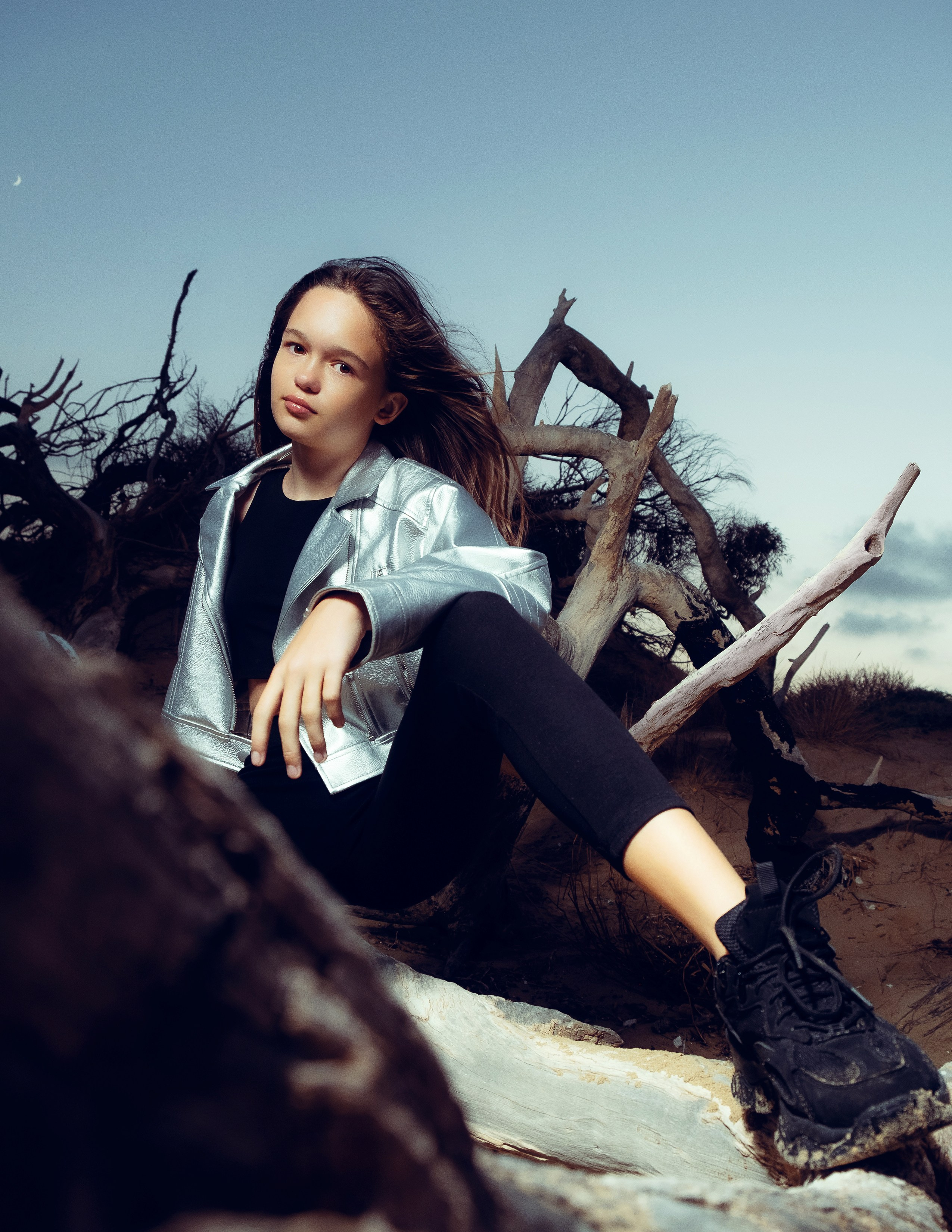 Children’s photo session at sunset by the sea in Guardamar — Portrait photographer in Alicante Andrey Lukovnikov