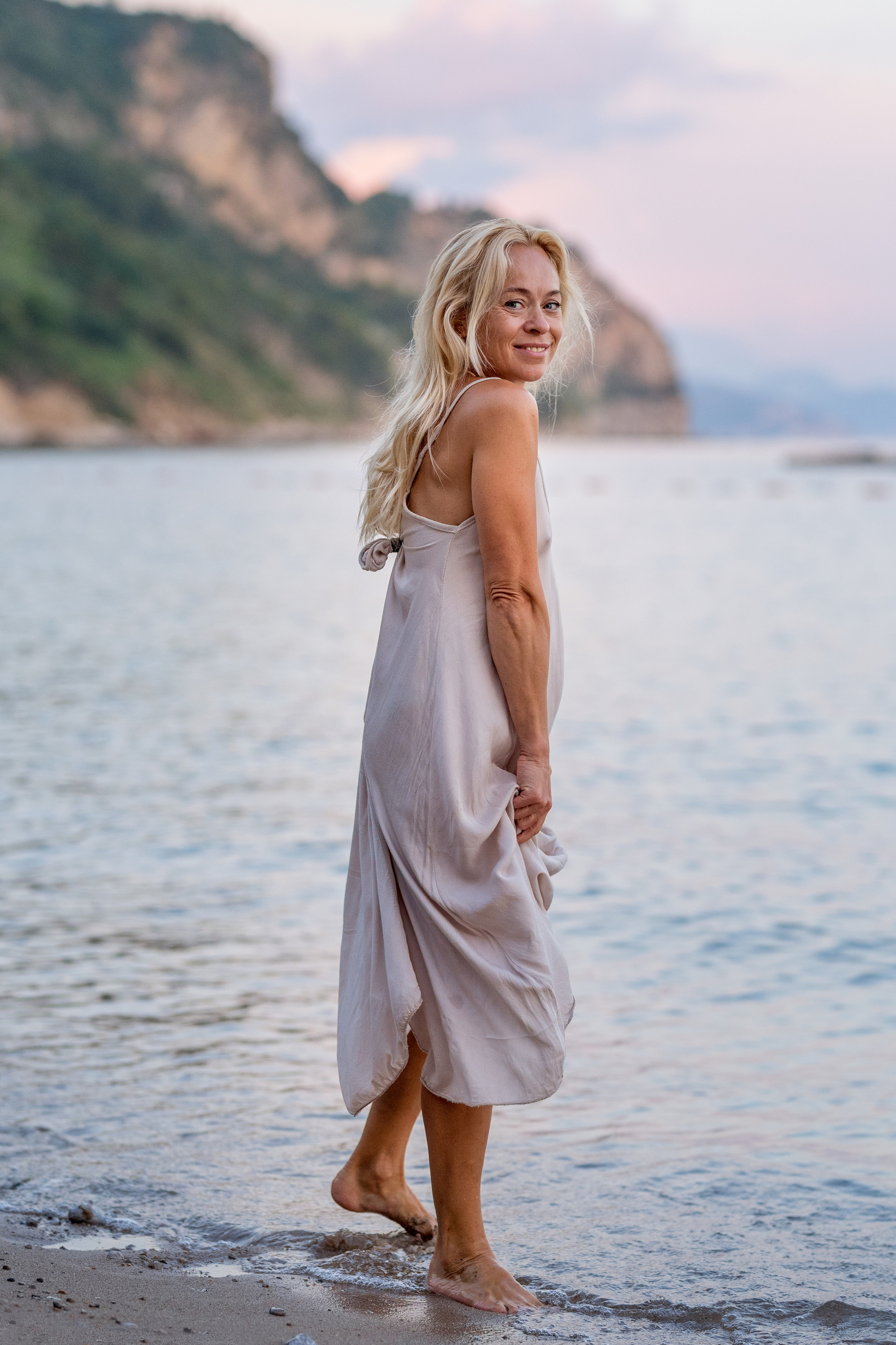 Фотосессия мамы и сына на пляже в Будве, Черногория. Катя Халдеева Фотограф Саратов