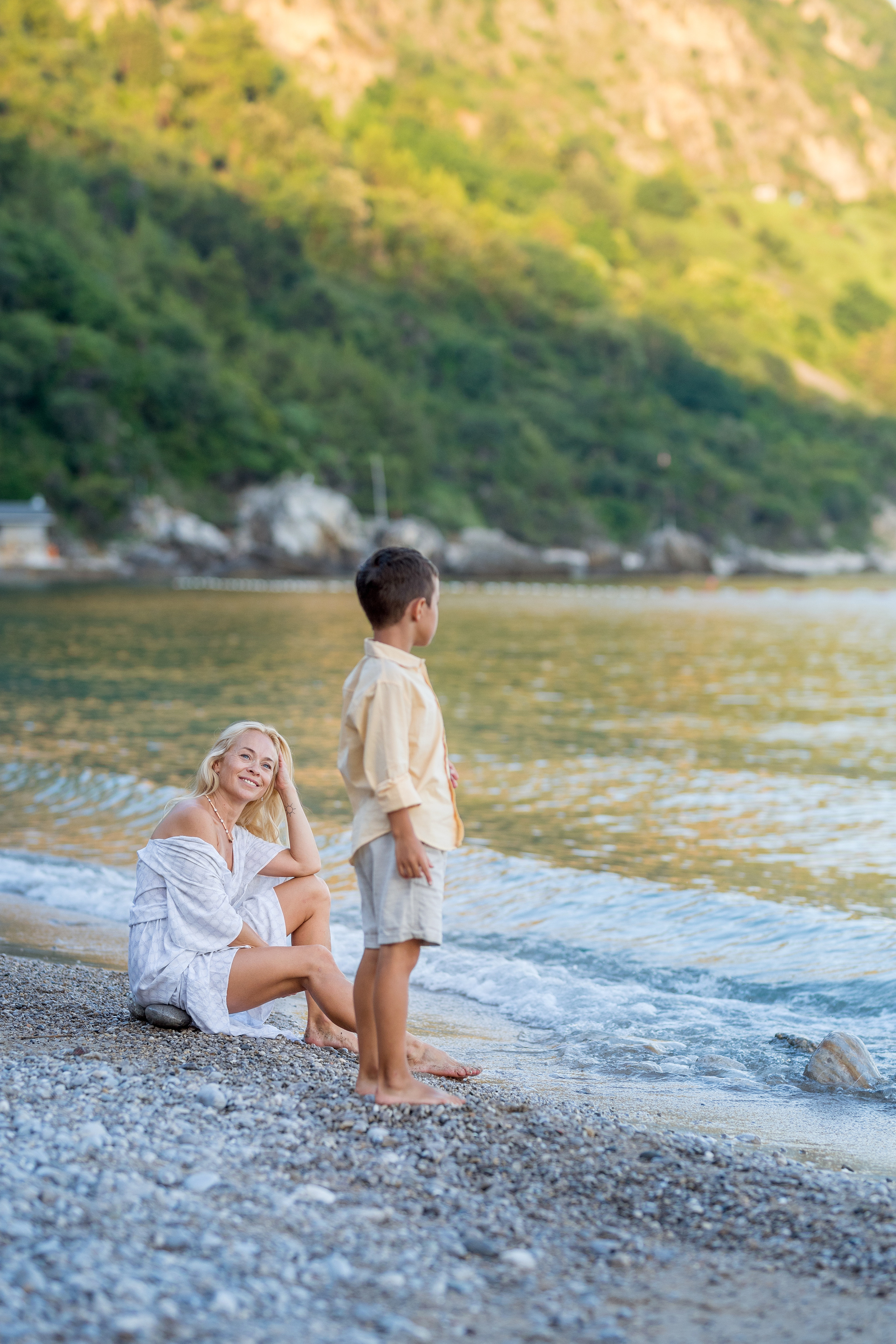 Фотосессия мамы и сына на пляже в Будве, Черногория. Катя Халдеева Фотограф Саратов