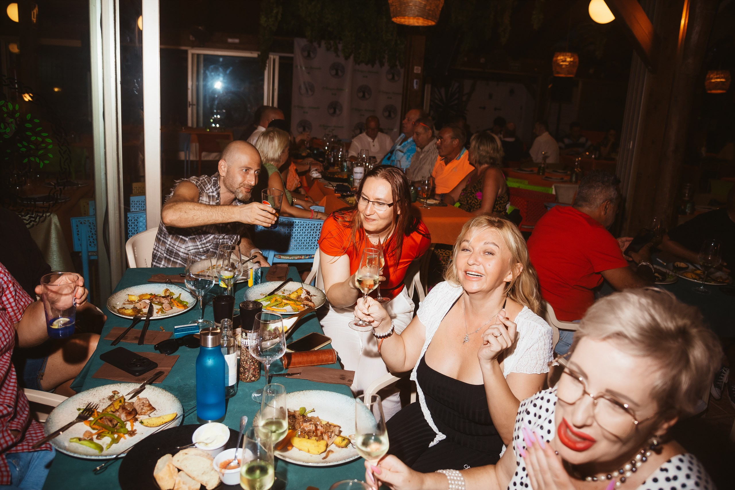 Photo report from a creative evening at the El Bosque Animado restaurant, Torrevieja