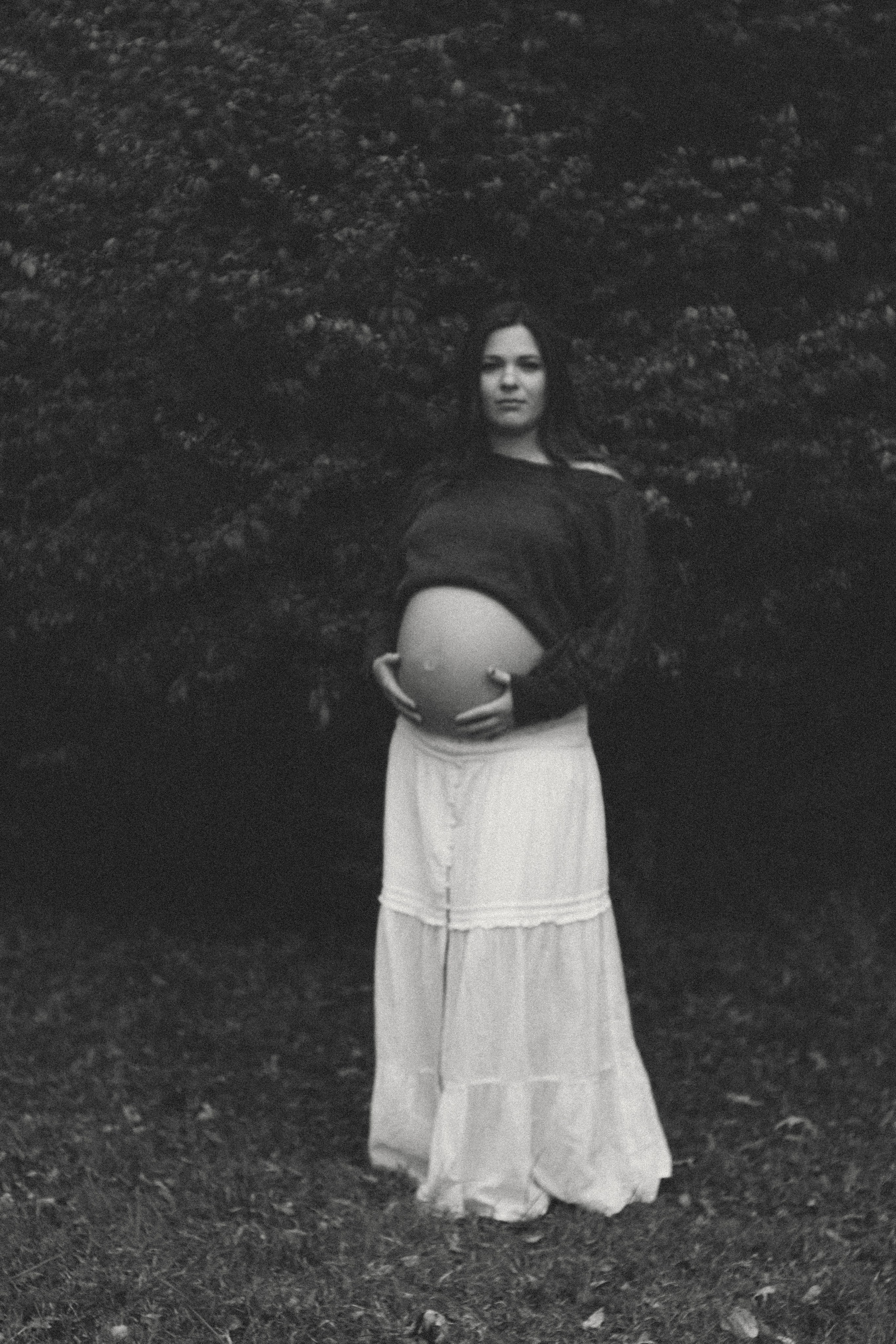 Richmond, VA Maternity Photographer | Editorial & Documentary Portraits. Family Photographer Richmond VA | Anna Dobrovolskaia