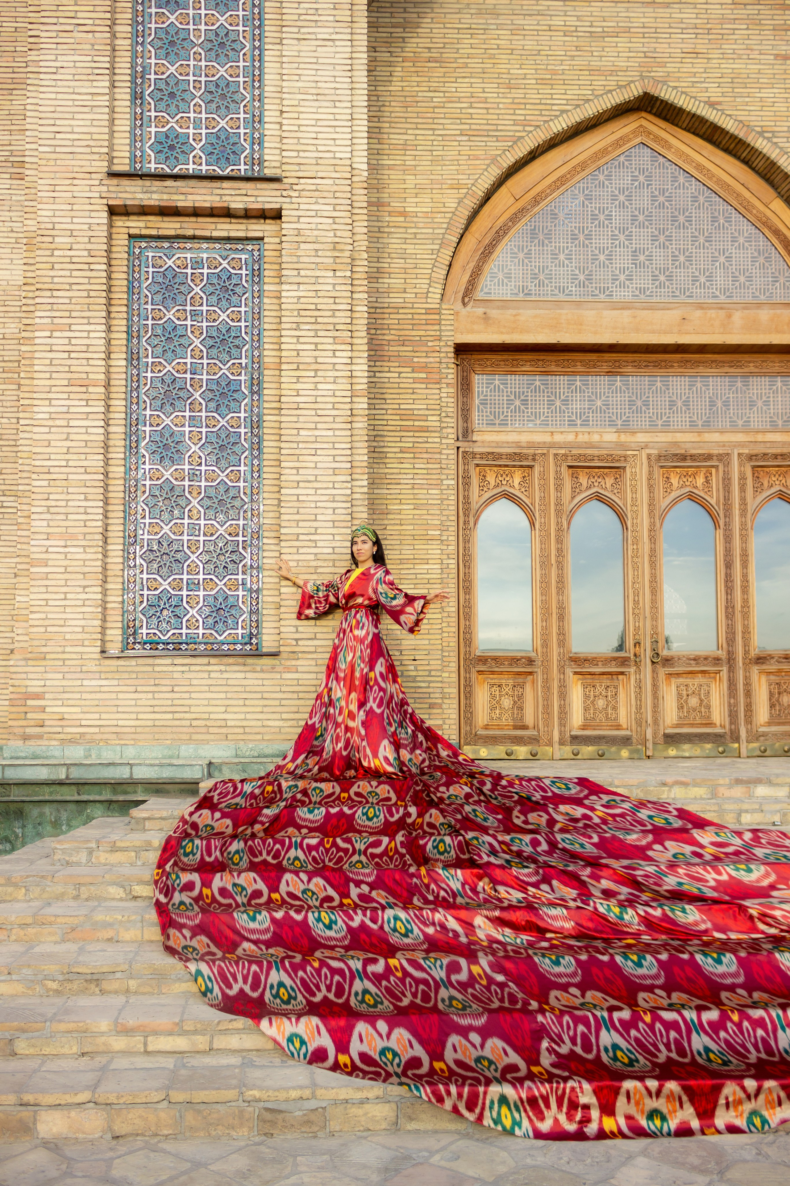 Красная расцветка. Женский и семейный фотограф в Ташкенте