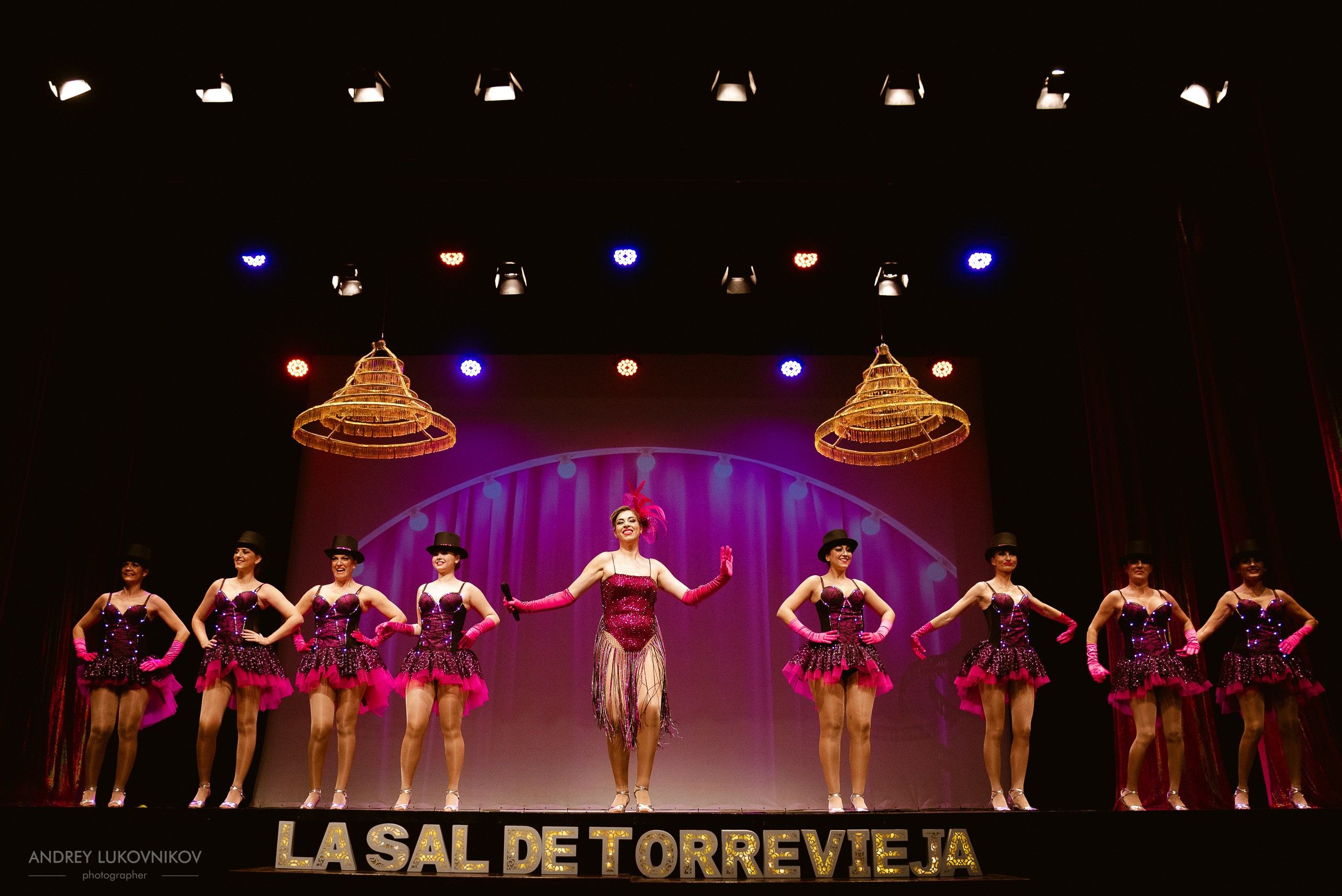 Reportaje fotográfico y rodaje entre bastidores del concierto de La Sal de Torrevieja en España