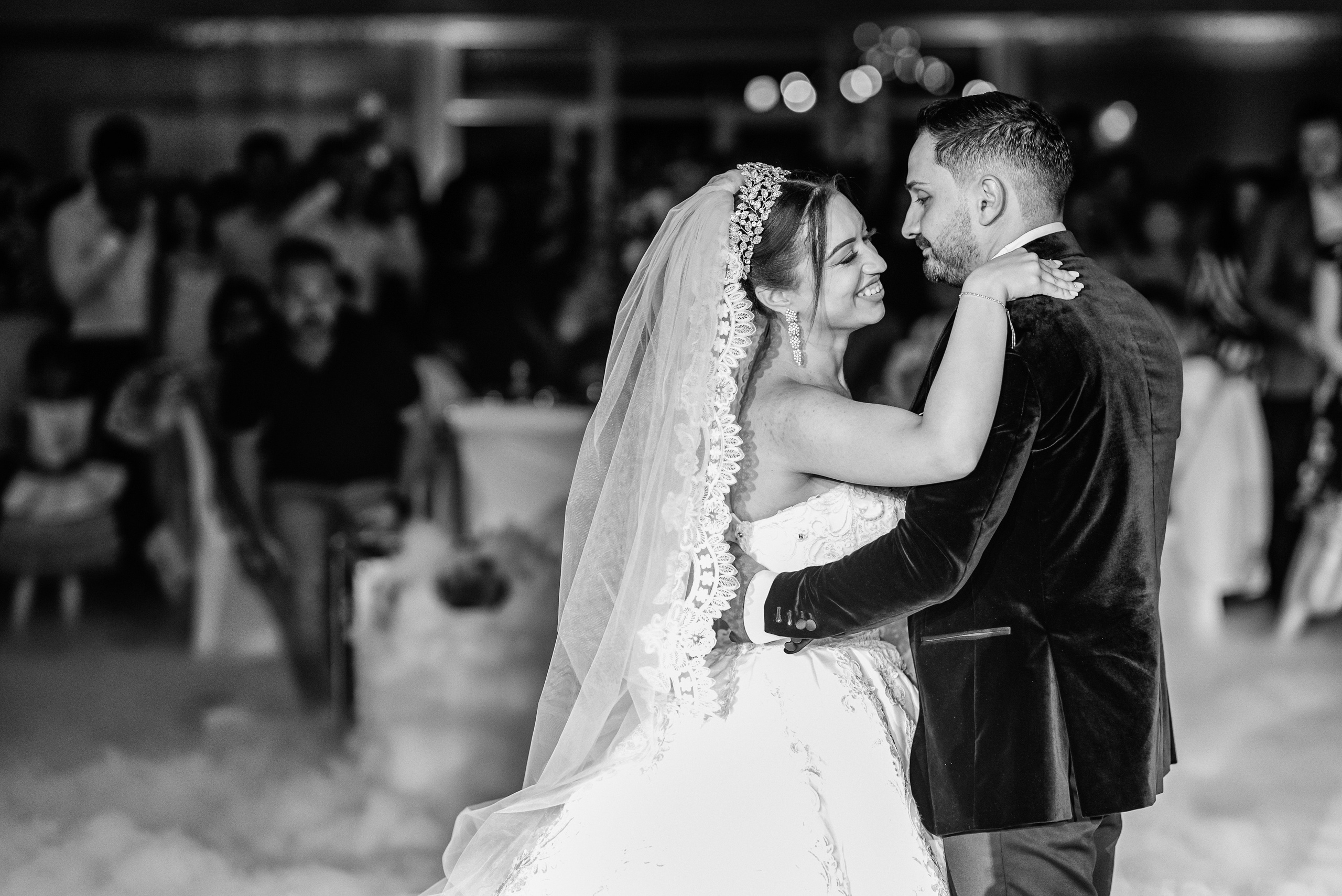 Roxana & Iulian. Fotograf nunta si evenimente Giurgiu