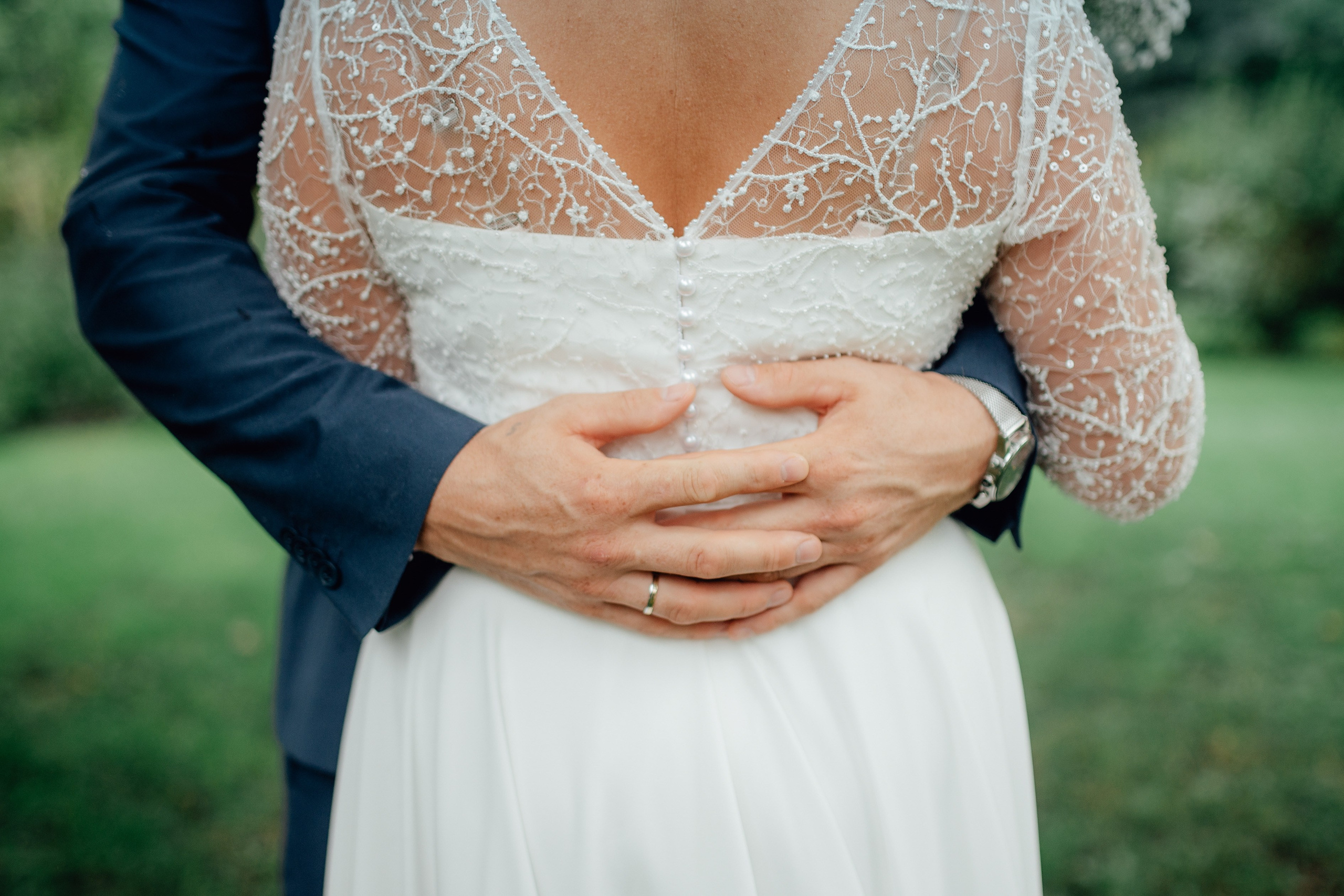 Vestuvių fotosesija, ceremonija, Vestuvių pasiruošimo fotografavimas. Vestuvių fotografas Vilnius Trakai kaina vestuvių fotografavimas fotografė personal.lt photogrpahy kainos jaunoji jaunikis nuotaka santuoka vestuvės, profesionali natūrali meninė reportažinė klasikinė fotosesija, vestuvių fotosesija gamtoje dvare