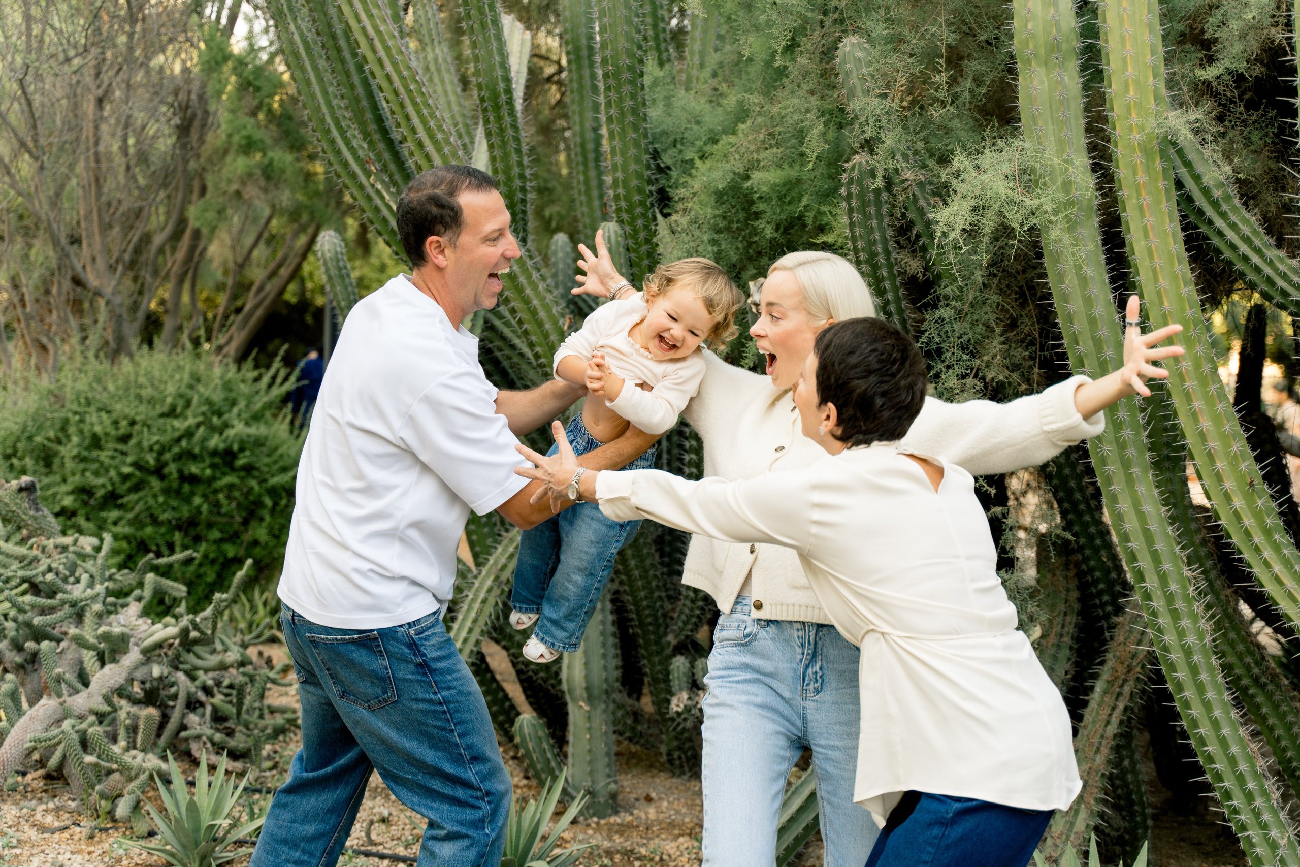 Modern family photography in Abu Dhabi