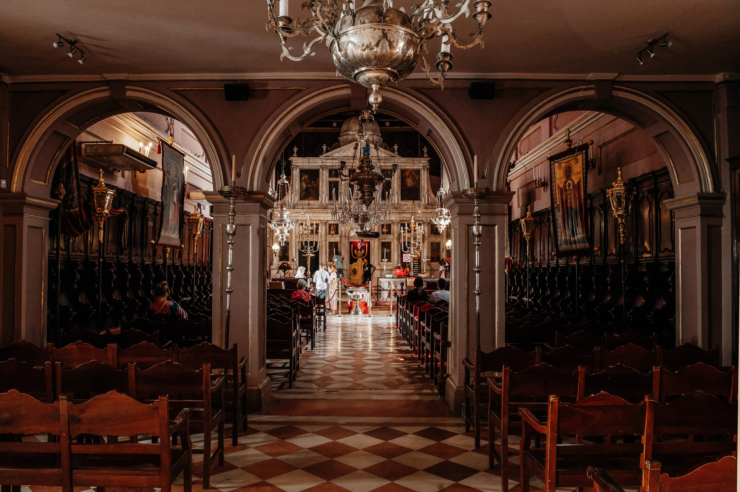 Taufe in St.-Spyridon-Kirche in Korfu, Griechenland. Newbornfotograf Kinderfotograf Ulm Familienfotograf Anastasia Neu-Ulm