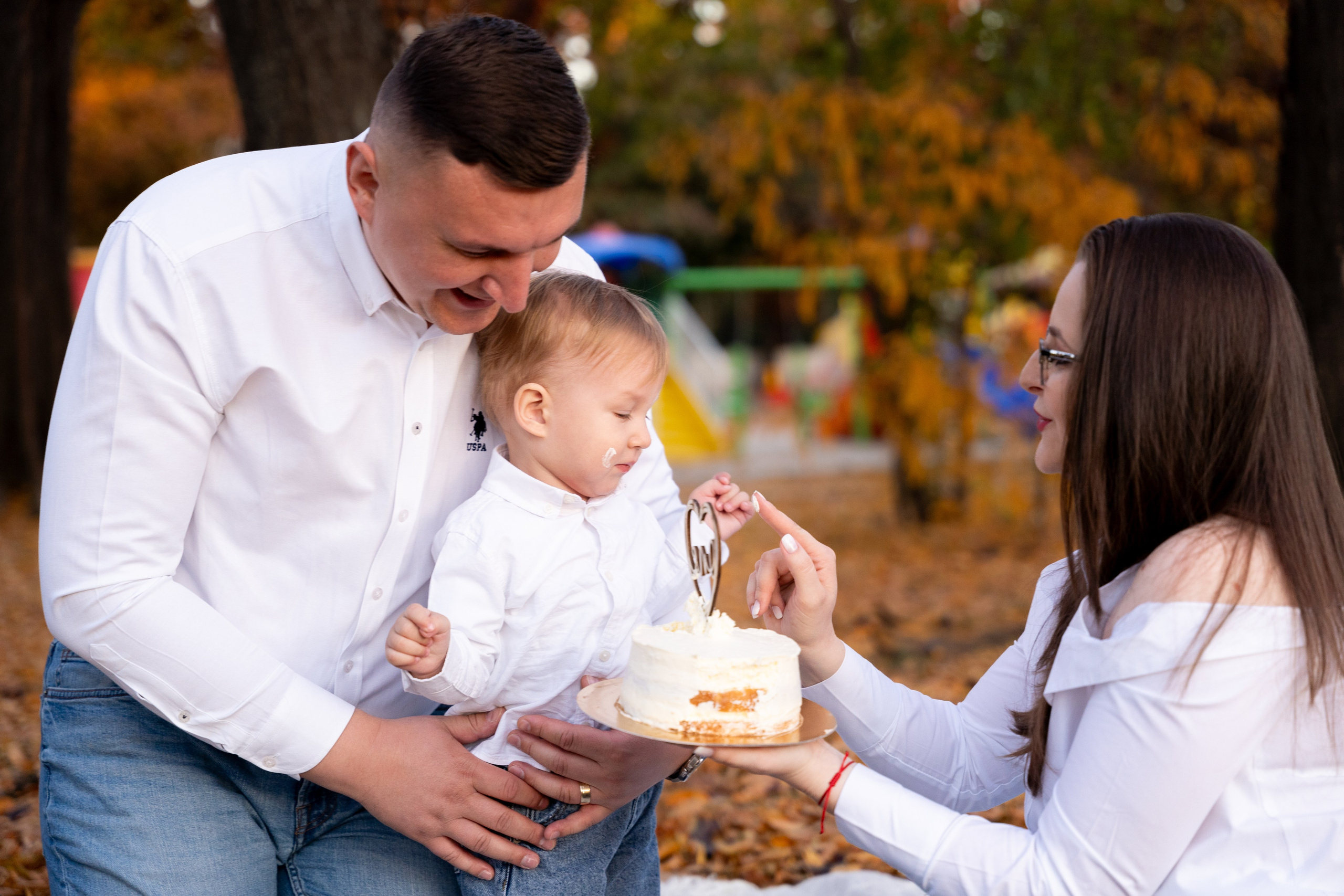 Smash the cake. Fotograf evenimente, fotograf nunta, fotograf botez