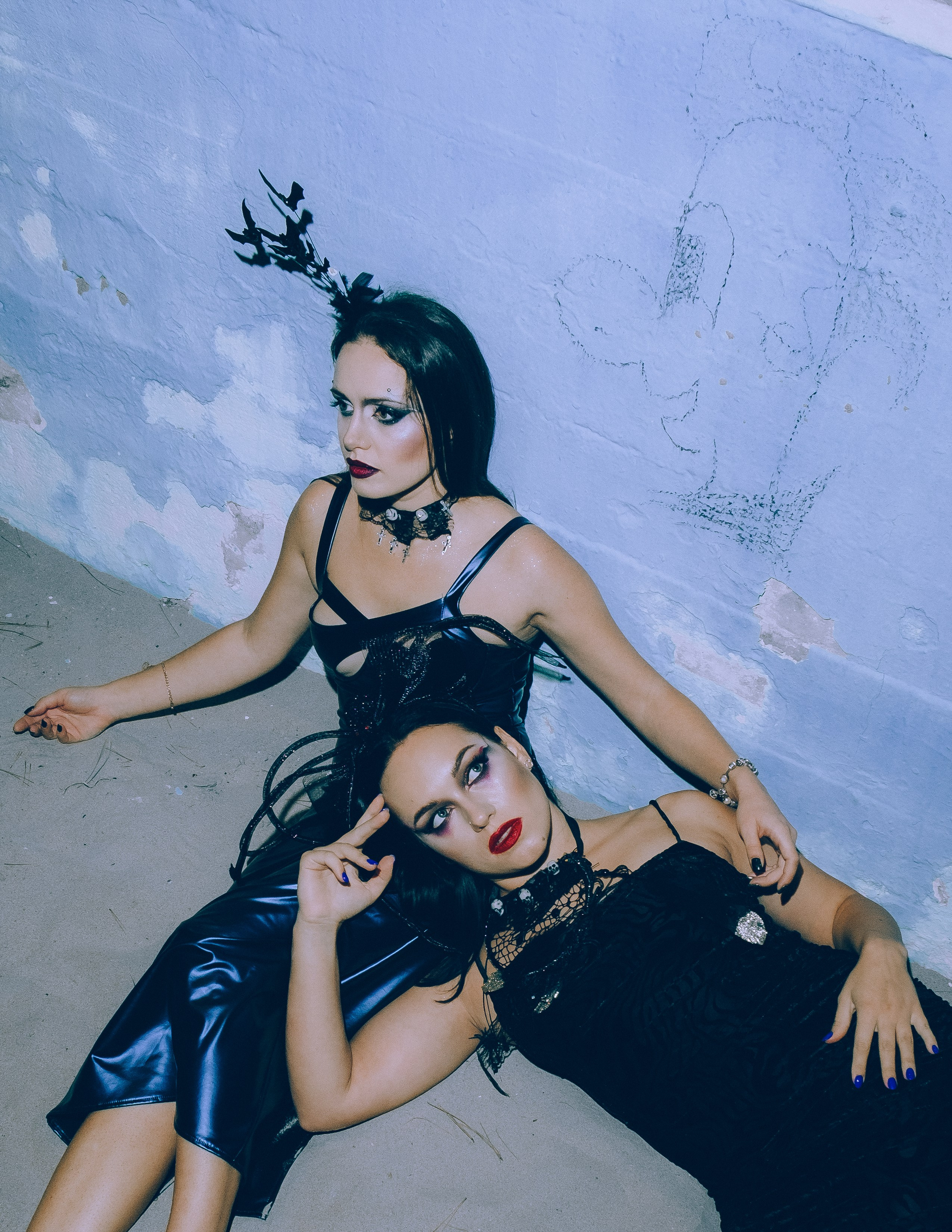 Мистическая Halloween-фотосессия на пляже: фотограф Аликанте и Торревьеха для креативных съемок — Андрей Луковников