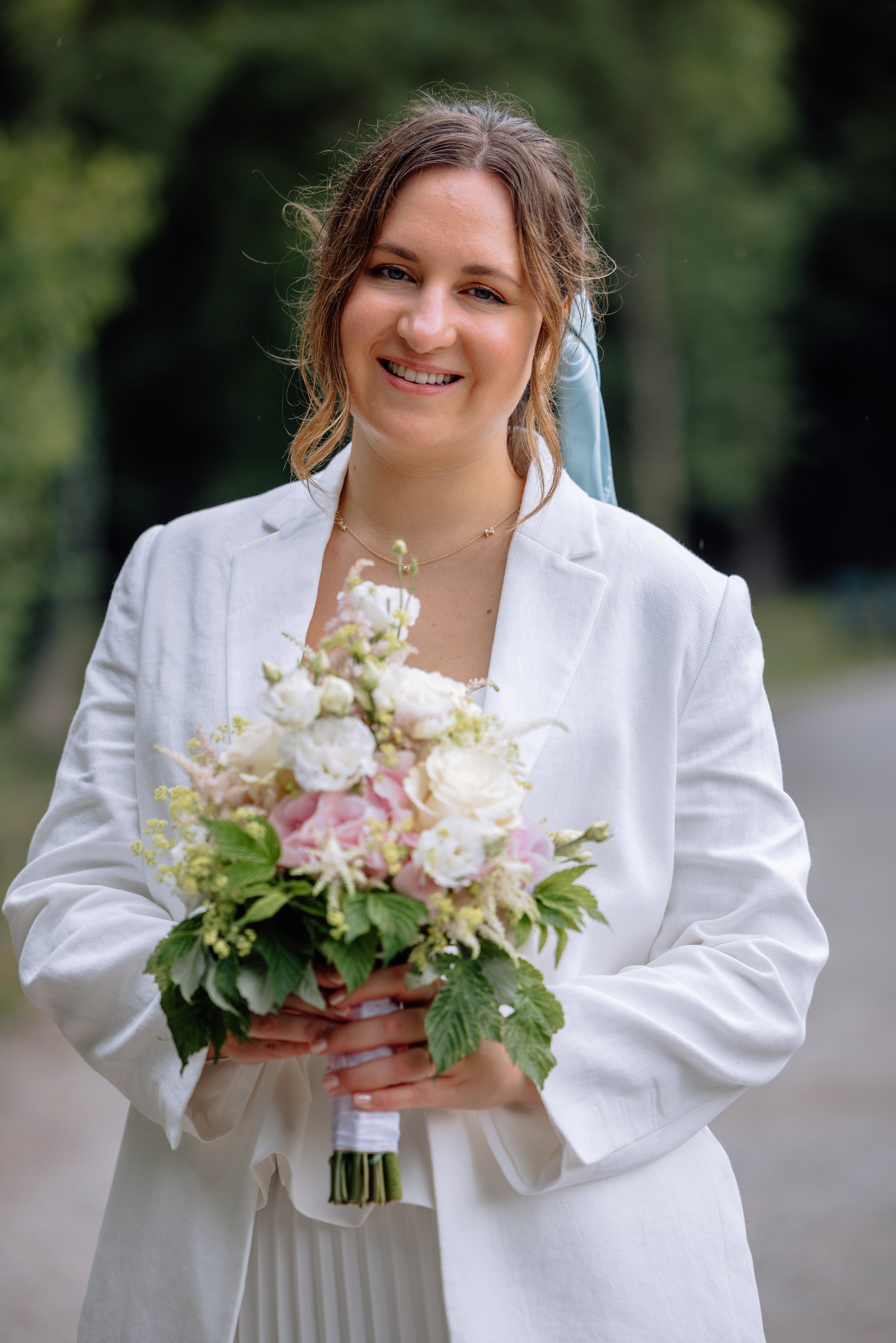 Corinna und Daniel: romantische Hochzeit in der Mandlstrasse/Sommer 2025. Hochzeitsfotograf München Taufe Familienfotograf Tanja Mauke