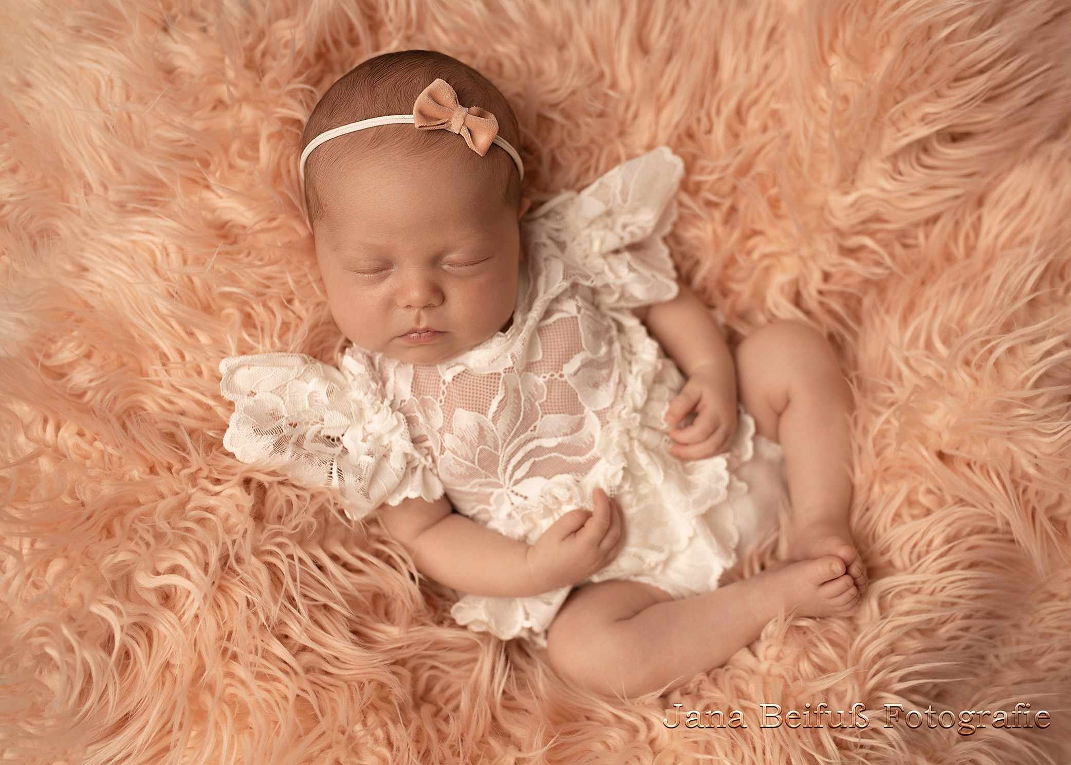 Neugeborenenshooting Weißenhorn, Baby Shooting Weißenhorn, Babyshooting, Babyfotograf Weißenhorn, Neugeborenenshooting Ulm, Babyfotograf Ulm, Babyfotograf Senden, Babyfotograf Neu-Ulm, Jana Beifuß Fotografie, Familienfotos, Liebe, Geduld, Neugeborenenfotos weissenhorn, Pfaffenhofen a. d. Roth, Gaumenspalte, Gaumenlippenspalte