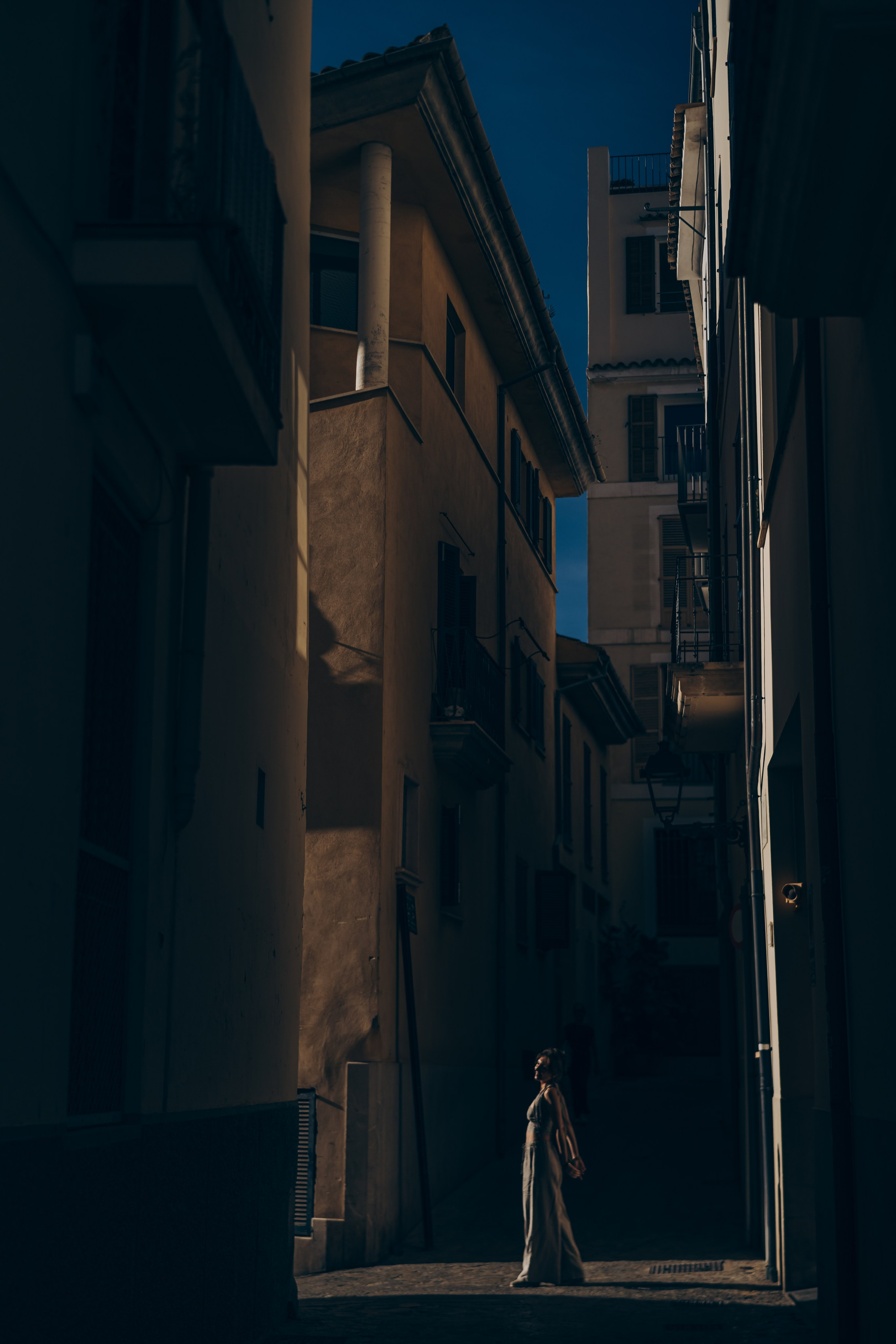 The soul explores the world. Photoshoot. Photographer in Mallorca