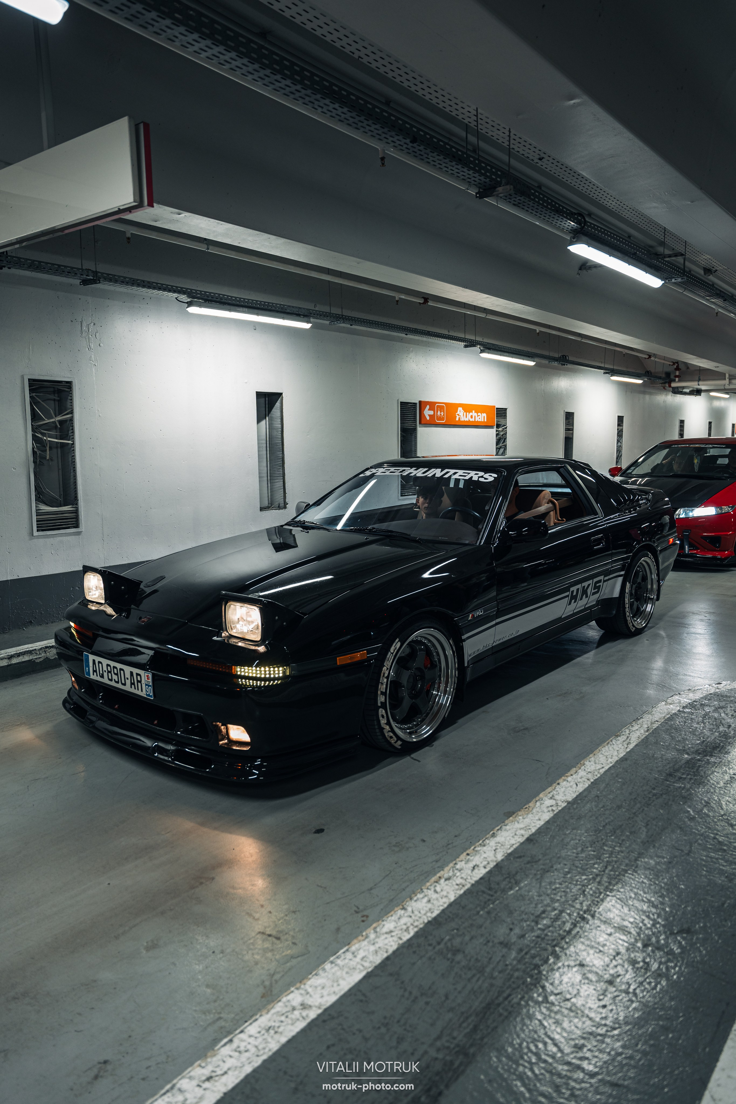 Chika Japan 7. Photographer in Paris — Vitalii Motruk