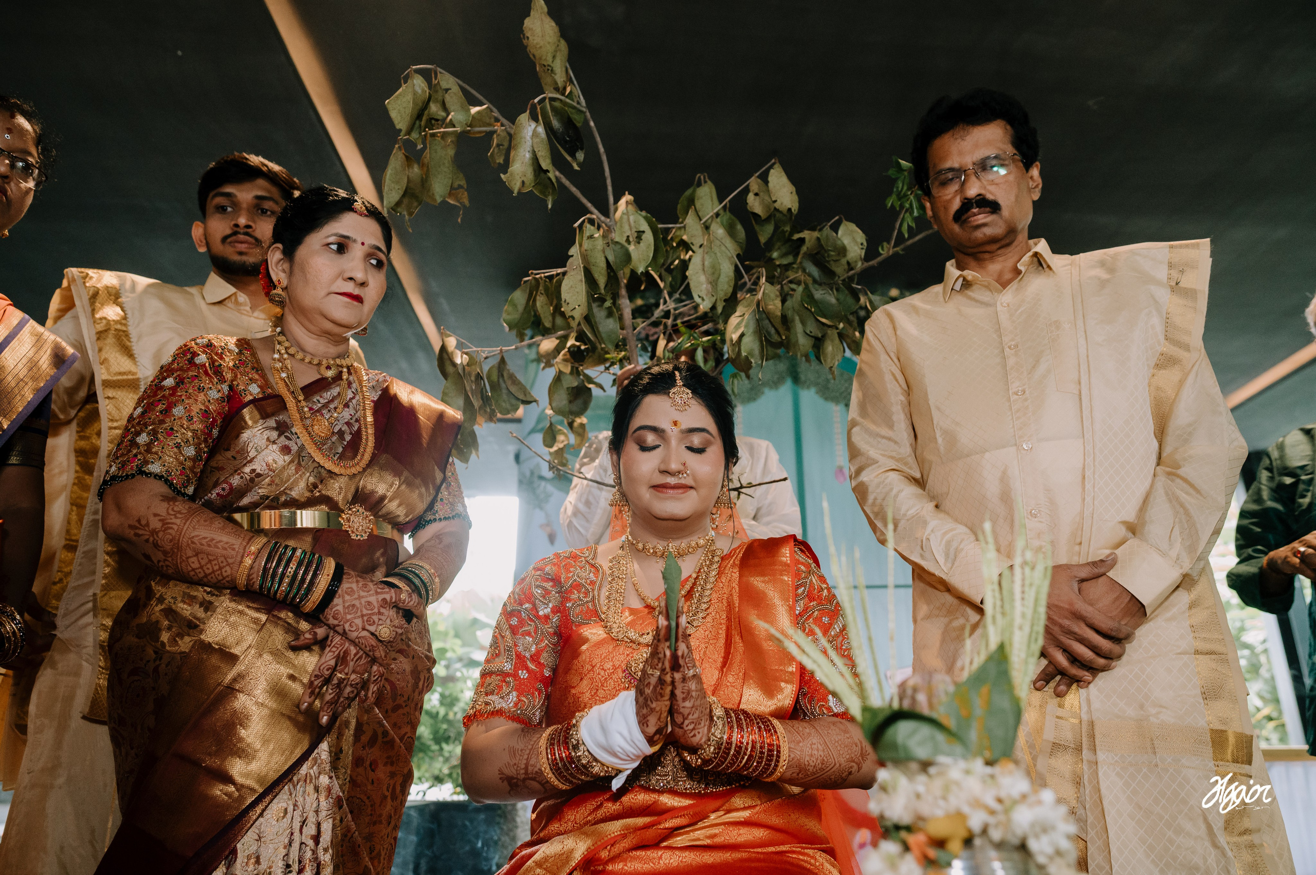 A Three-Day Bangalore Wedding Story | Emotional South Indian Wedding at KBL Saarang. Agam Vizha