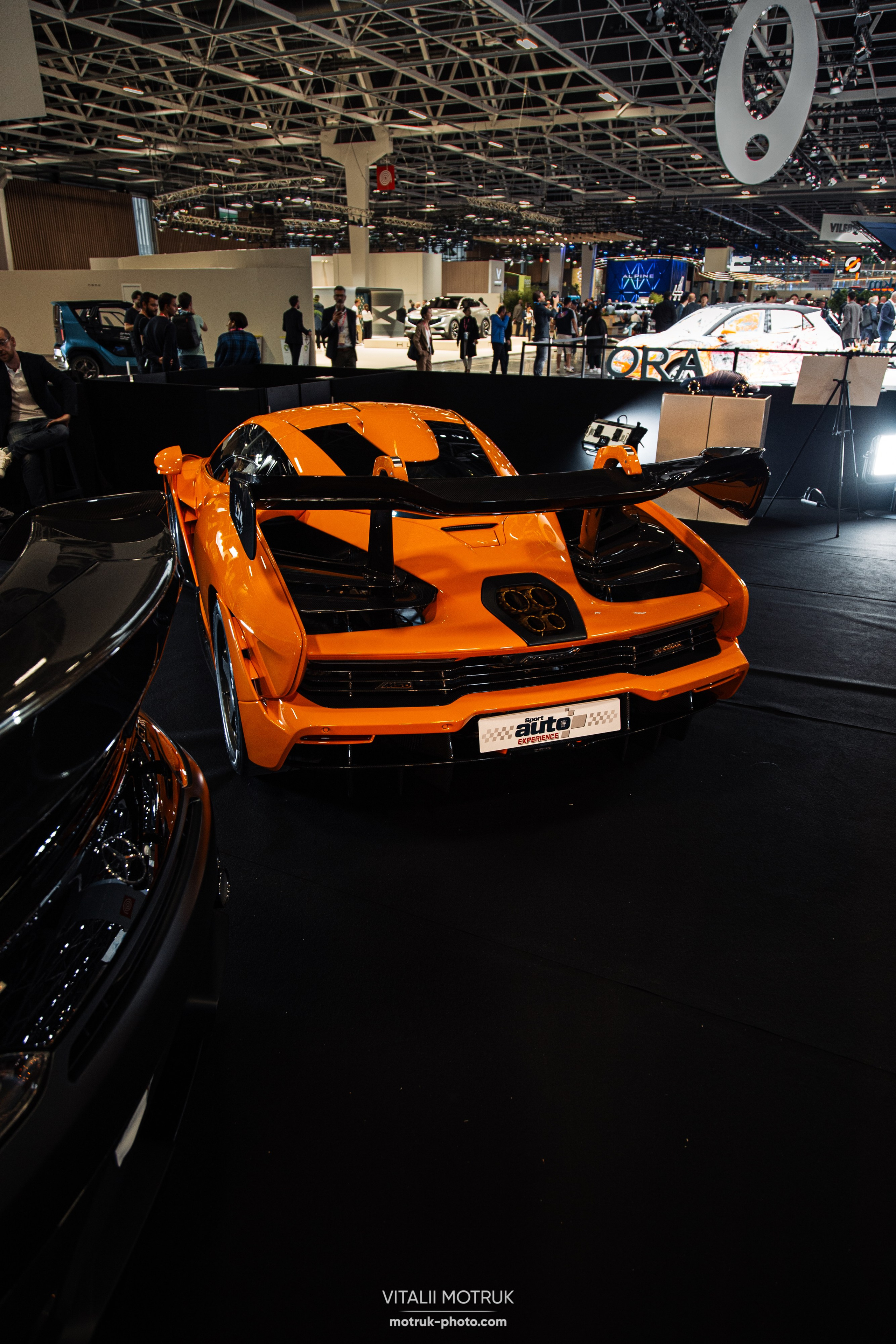 Mondial Auto 2022. Photographe de voitures à Paris — Vitalii Motruk