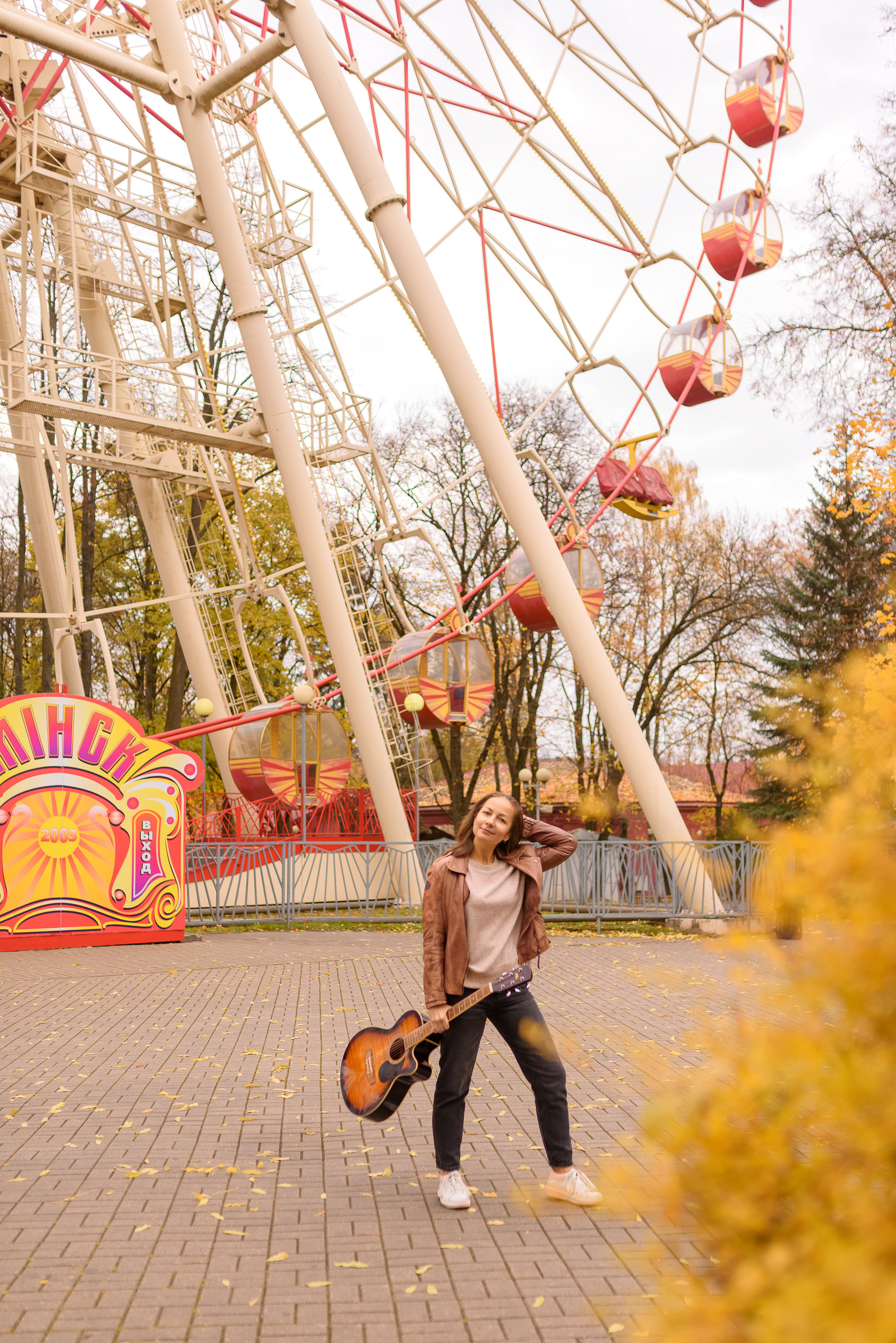 Осенний парк. Семейный фотограф и фотограф новорожденных в Вильнюсе Ирина Беленкевич