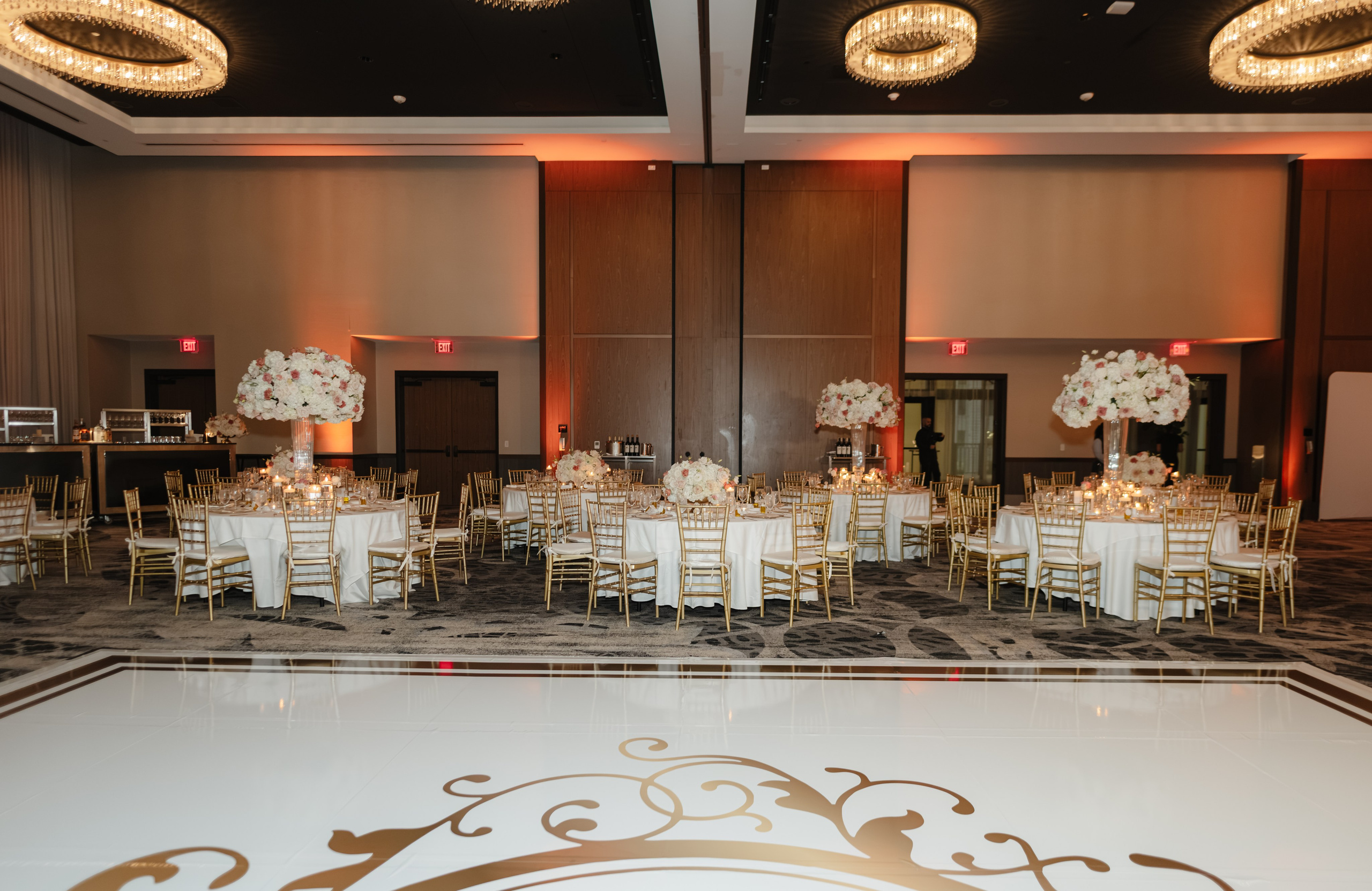 NICOLE & LOGAN. YES I DO PRODUCTION — Wedding photography&videography