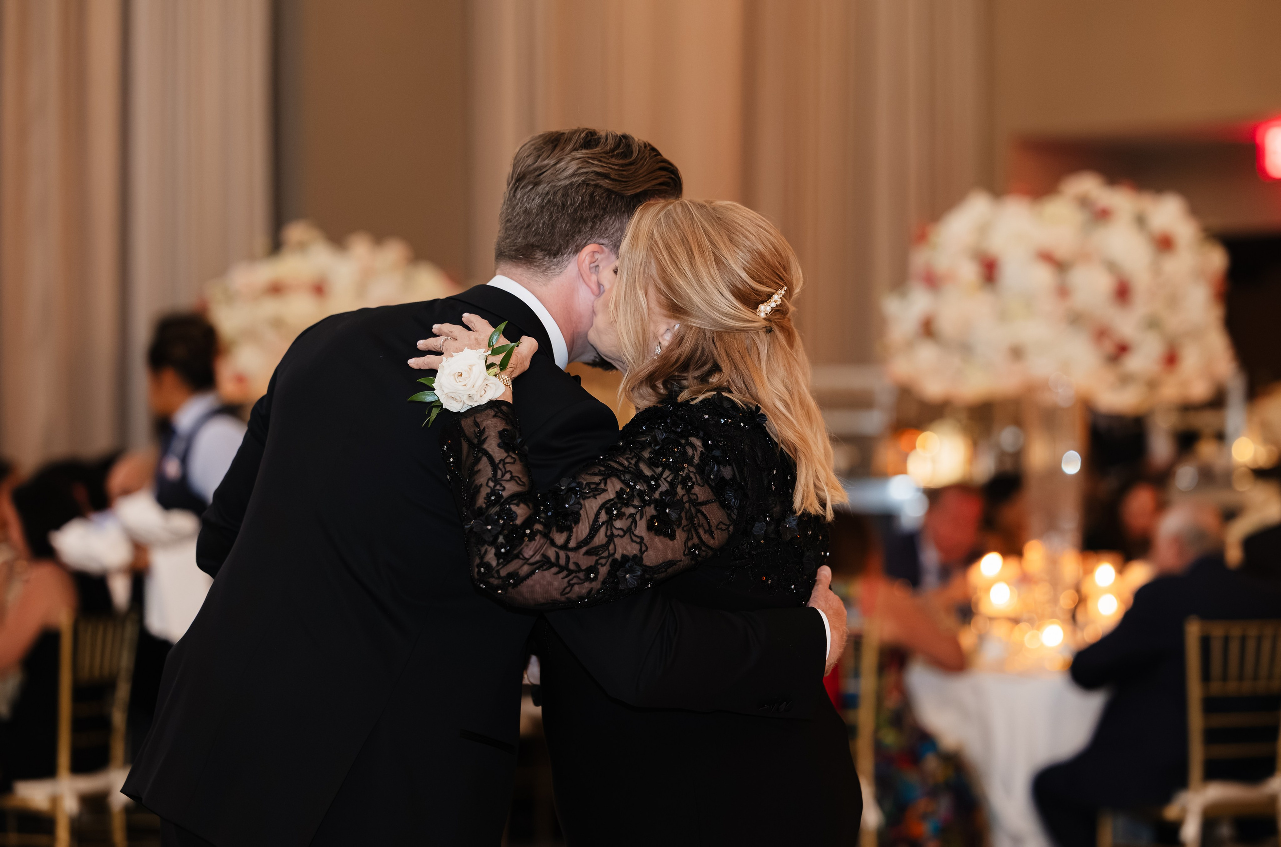 NICOLE & LOGAN. YES I DO PRODUCTION — Wedding photography&videography