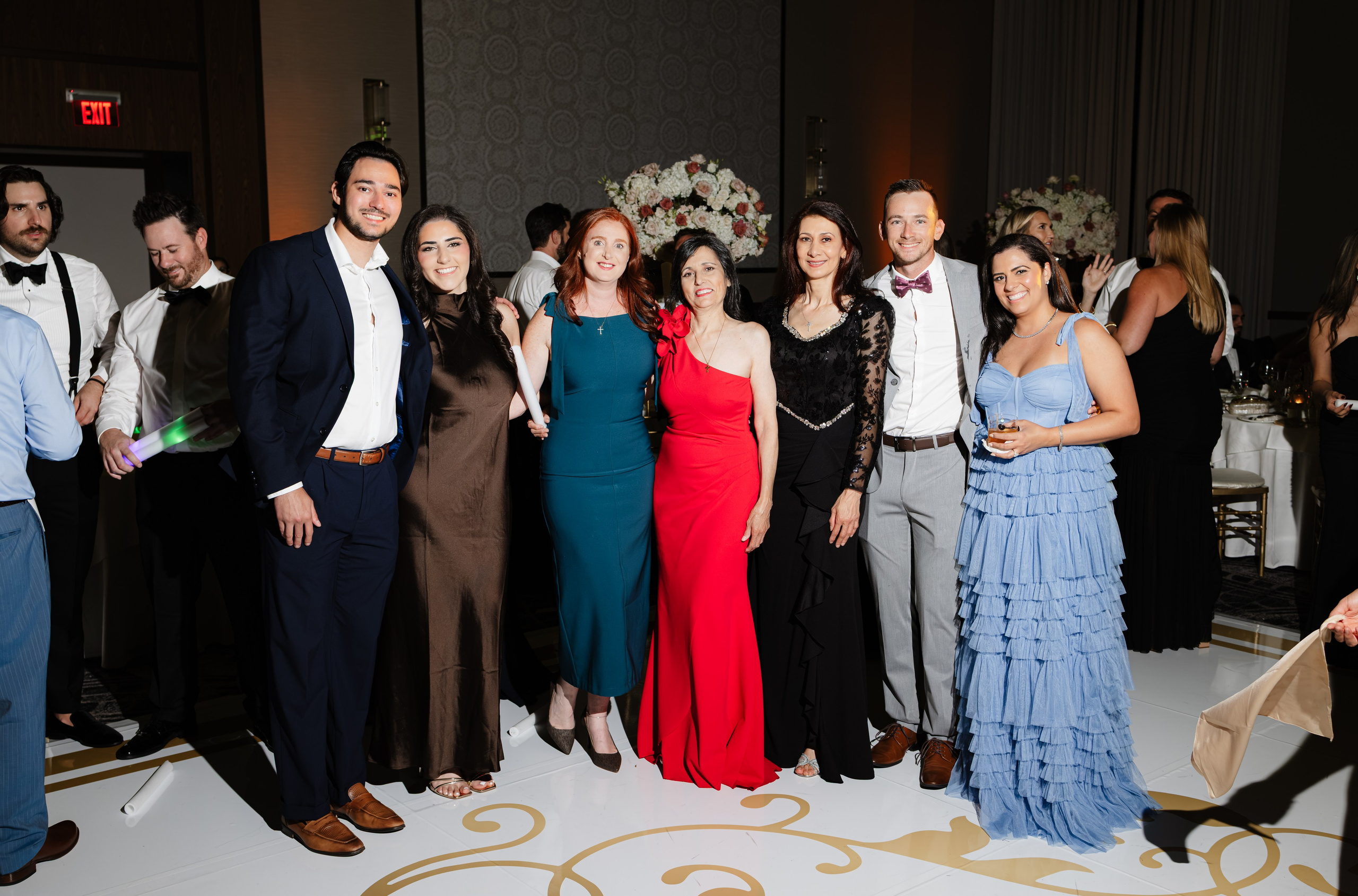 NICOLE & LOGAN. YES I DO PRODUCTION — Wedding photography&videography