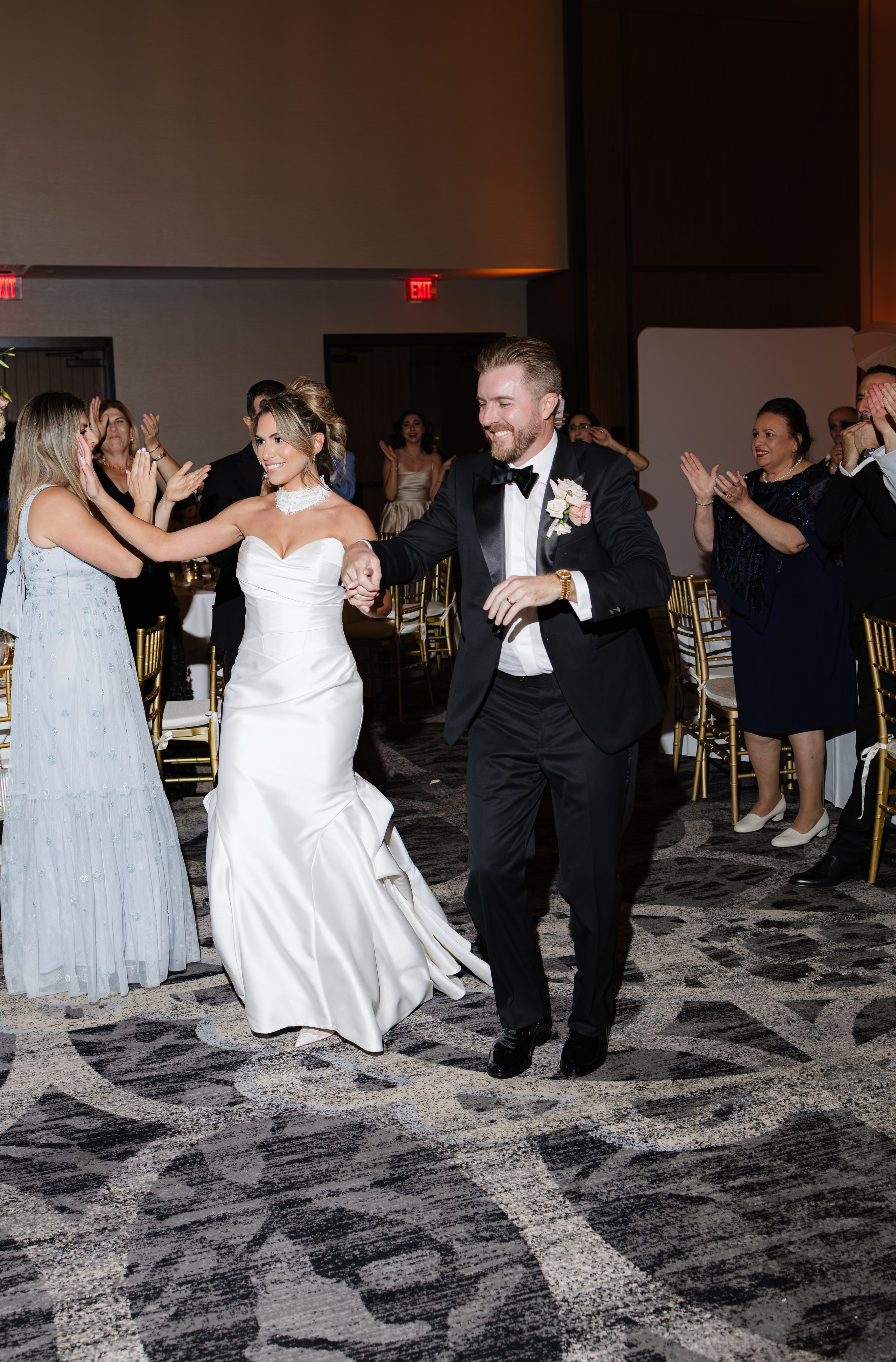 NICOLE & LOGAN. YES I DO PRODUCTION — Wedding photography&videography