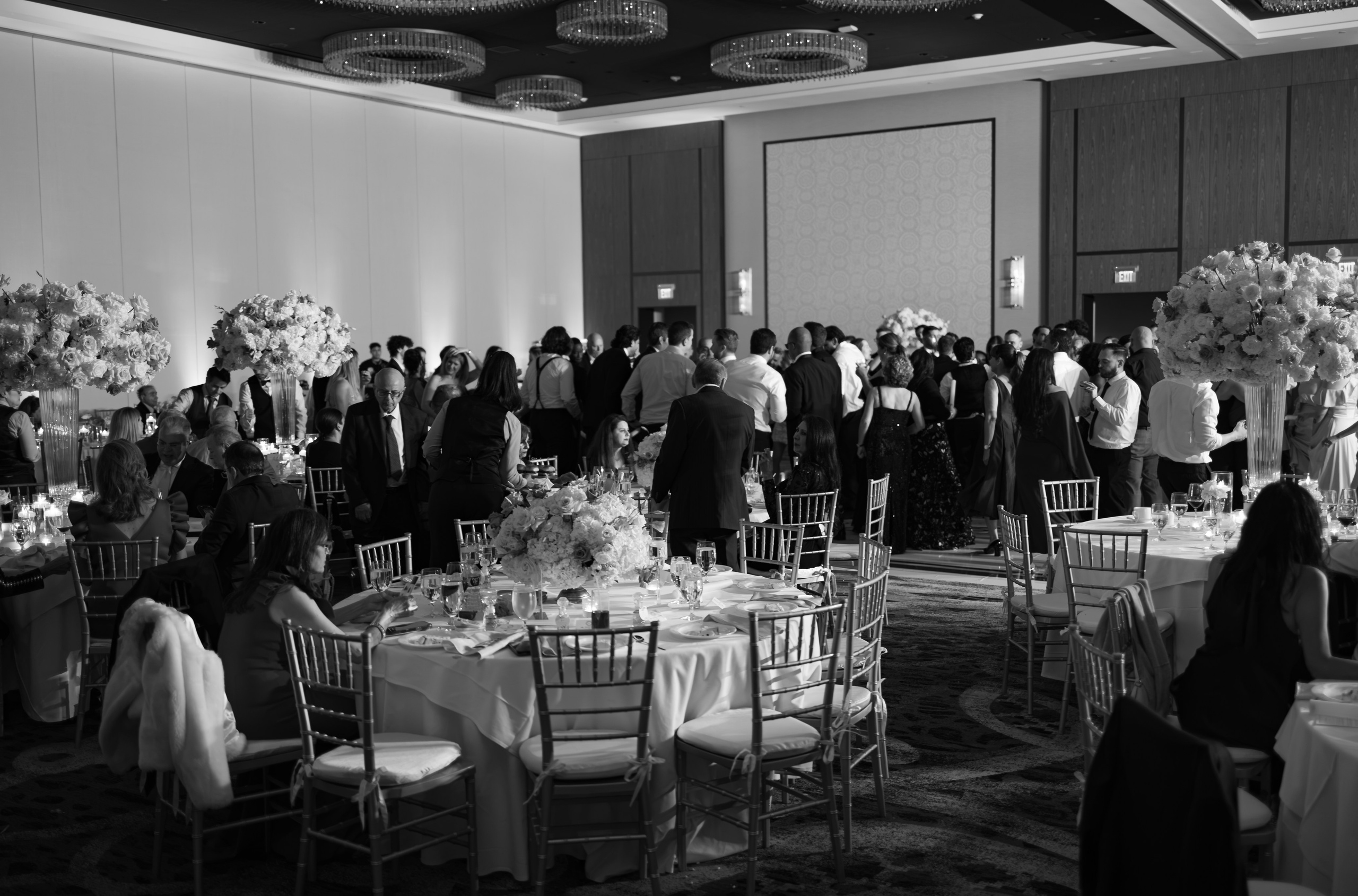 NICOLE & LOGAN. YES I DO PRODUCTION — Wedding photography&videography