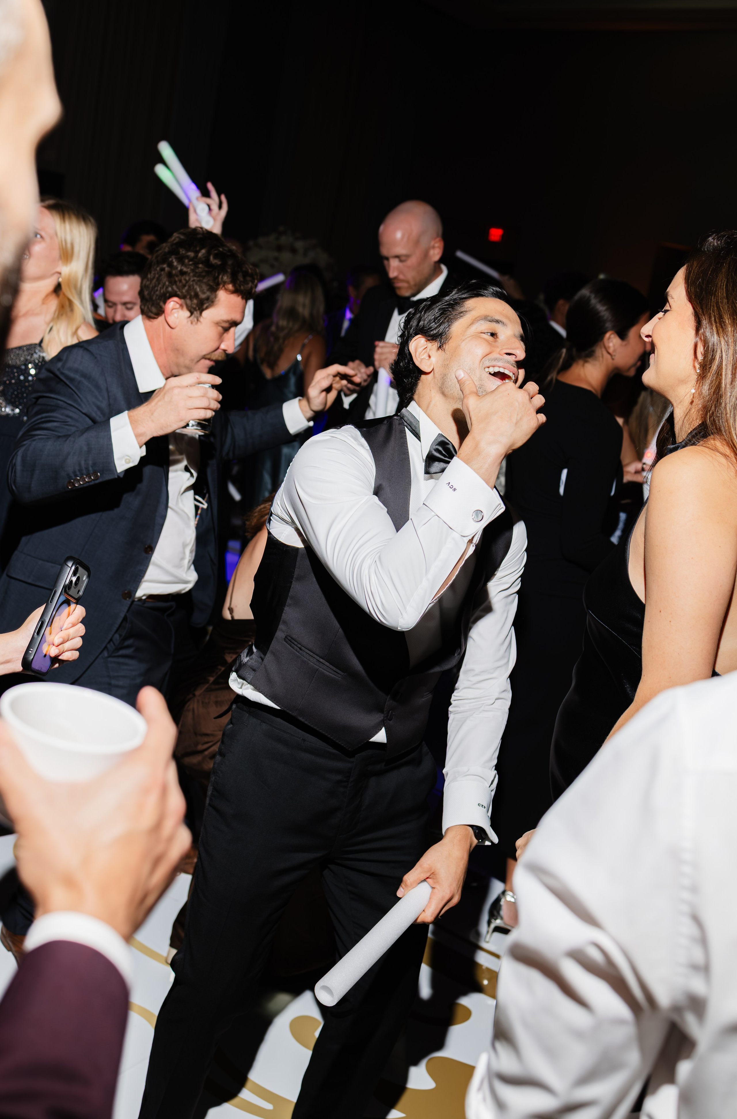 NICOLE & LOGAN. YES I DO PRODUCTION — Wedding photography&videography