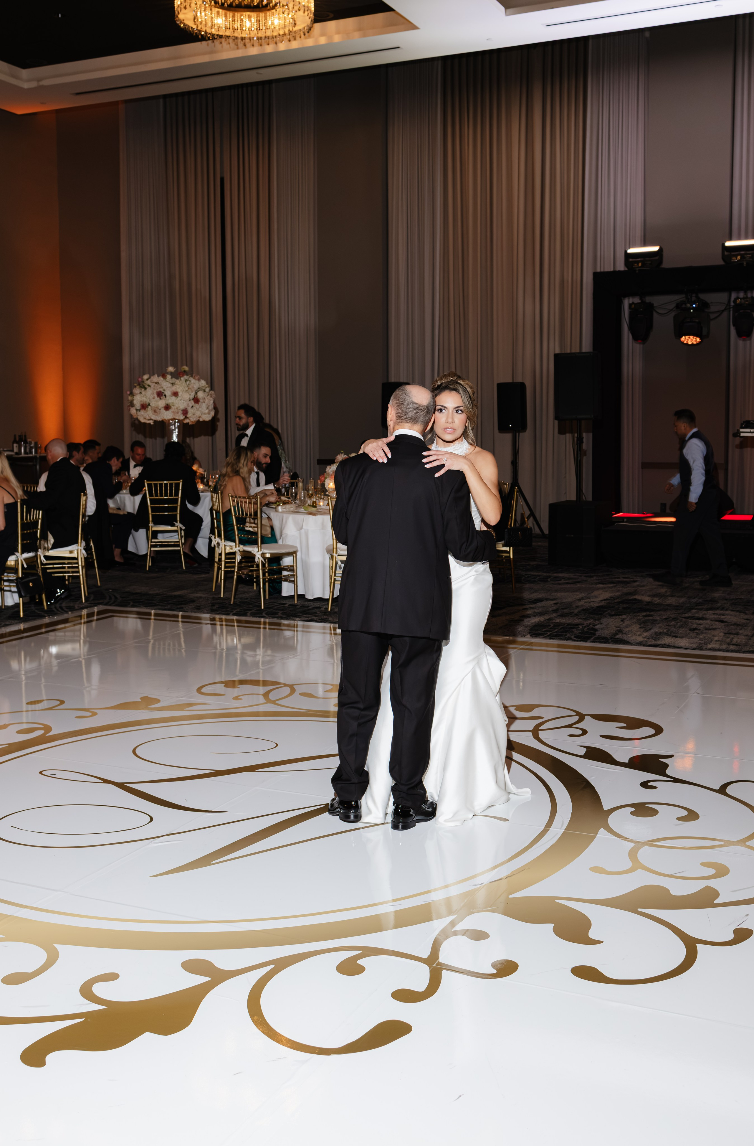 NICOLE & LOGAN. YES I DO PRODUCTION — Wedding photography&videography
