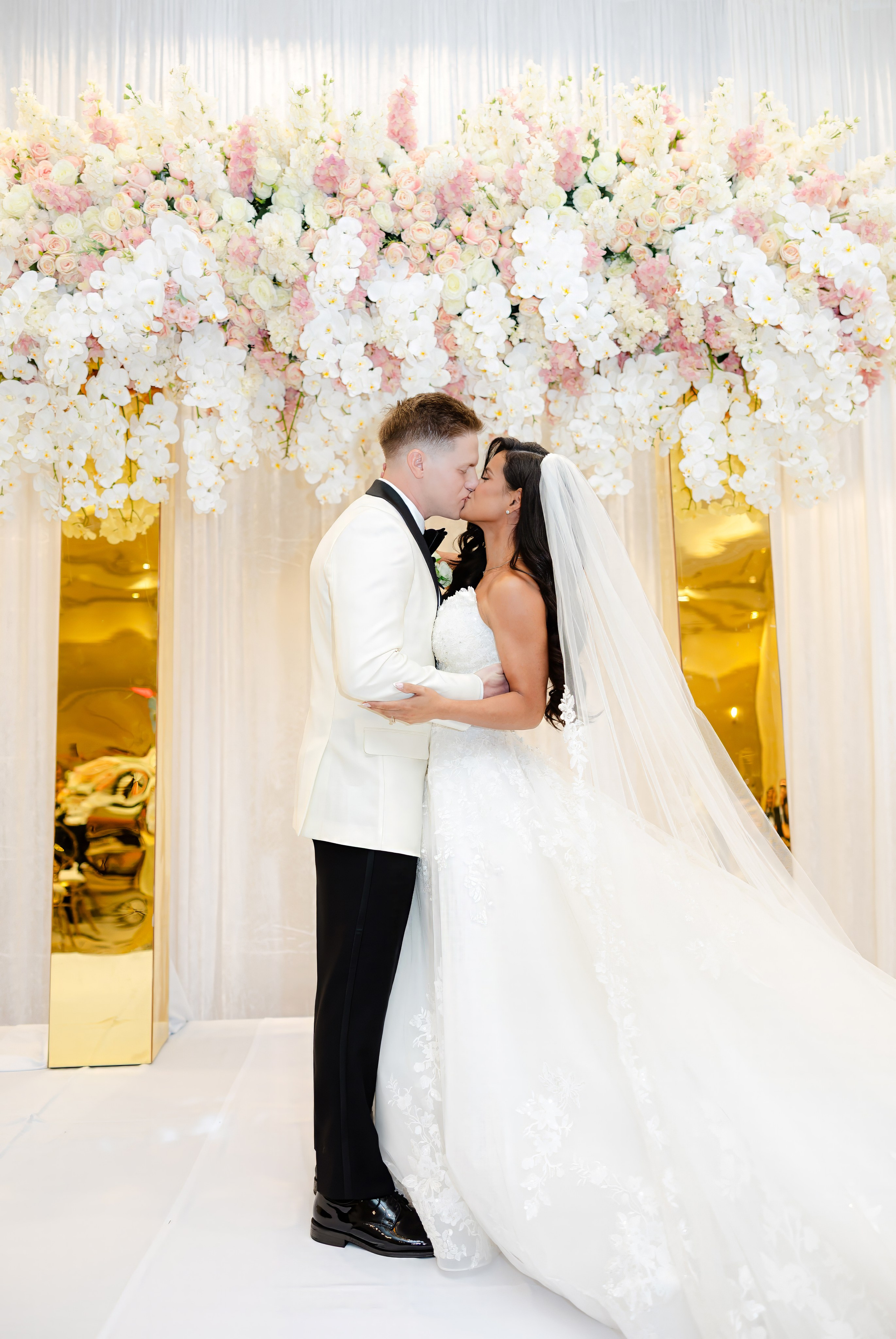 Gabriela & Tyler | Wedding Day at JW Marriott Miami, Brickell. YES I DO PRODUCTION — Wedding photography&videography