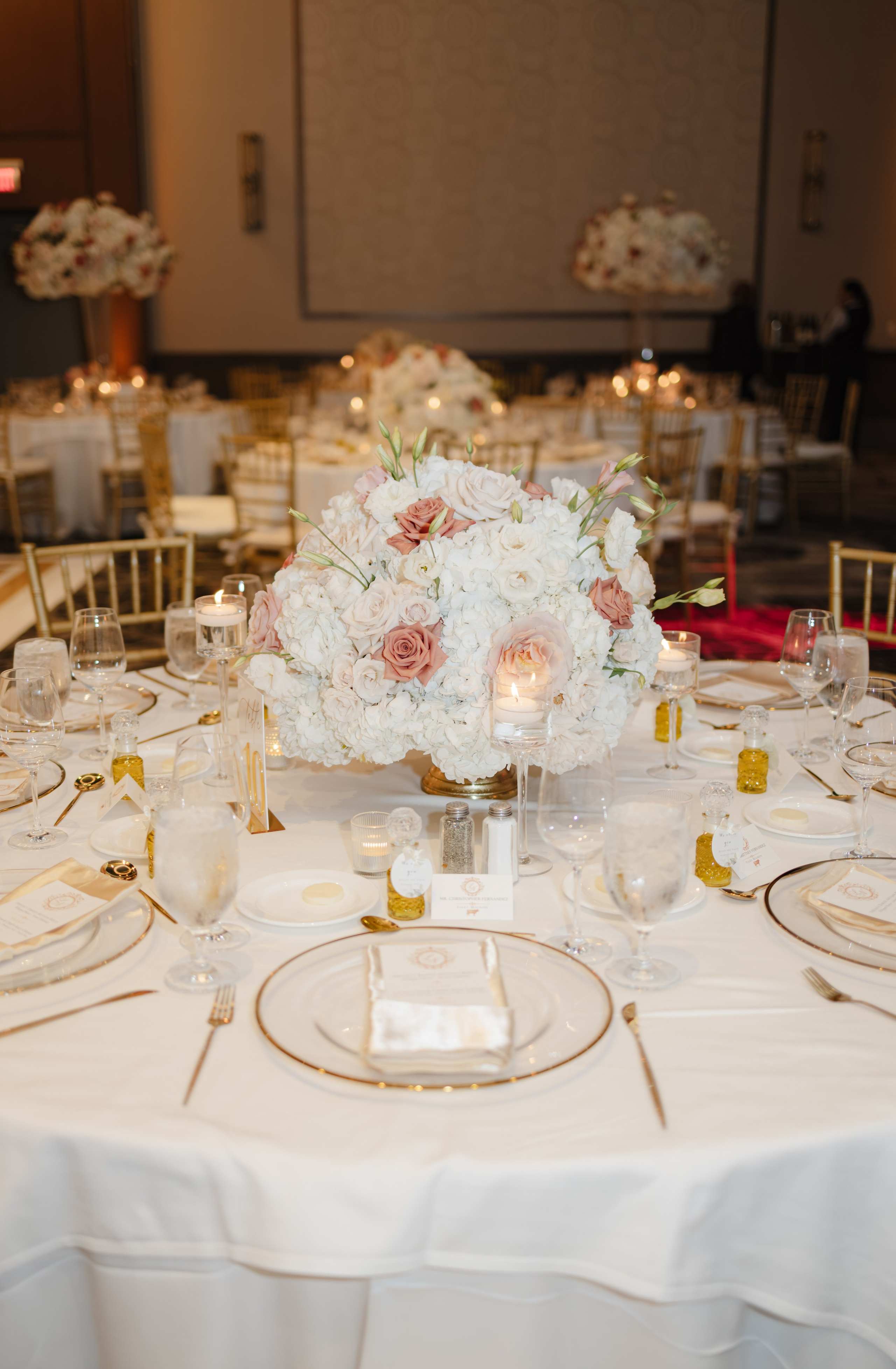 NICOLE & LOGAN. YES I DO PRODUCTION — Wedding photography&videography