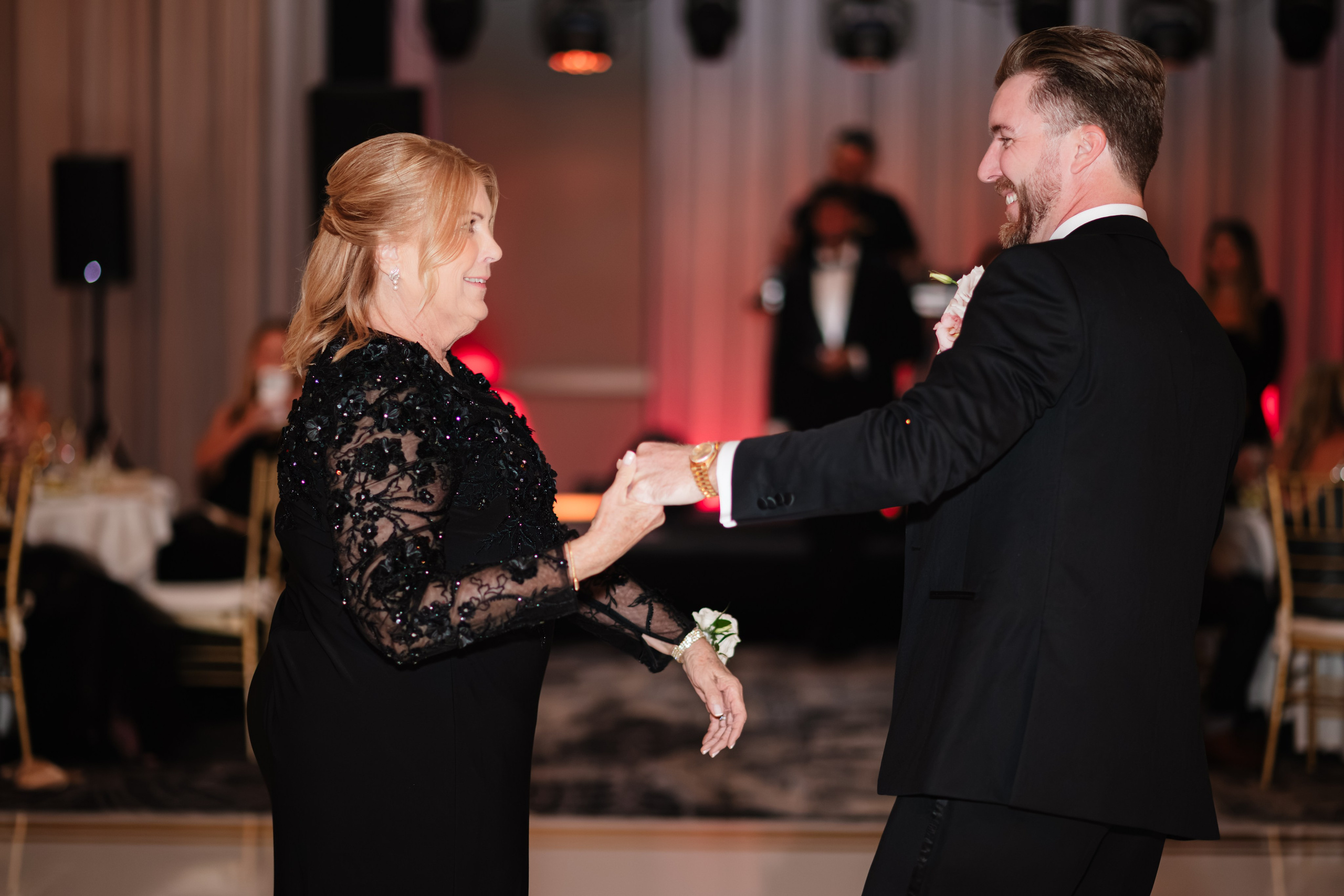 NICOLE & LOGAN. YES I DO PRODUCTION — Wedding photography&videography