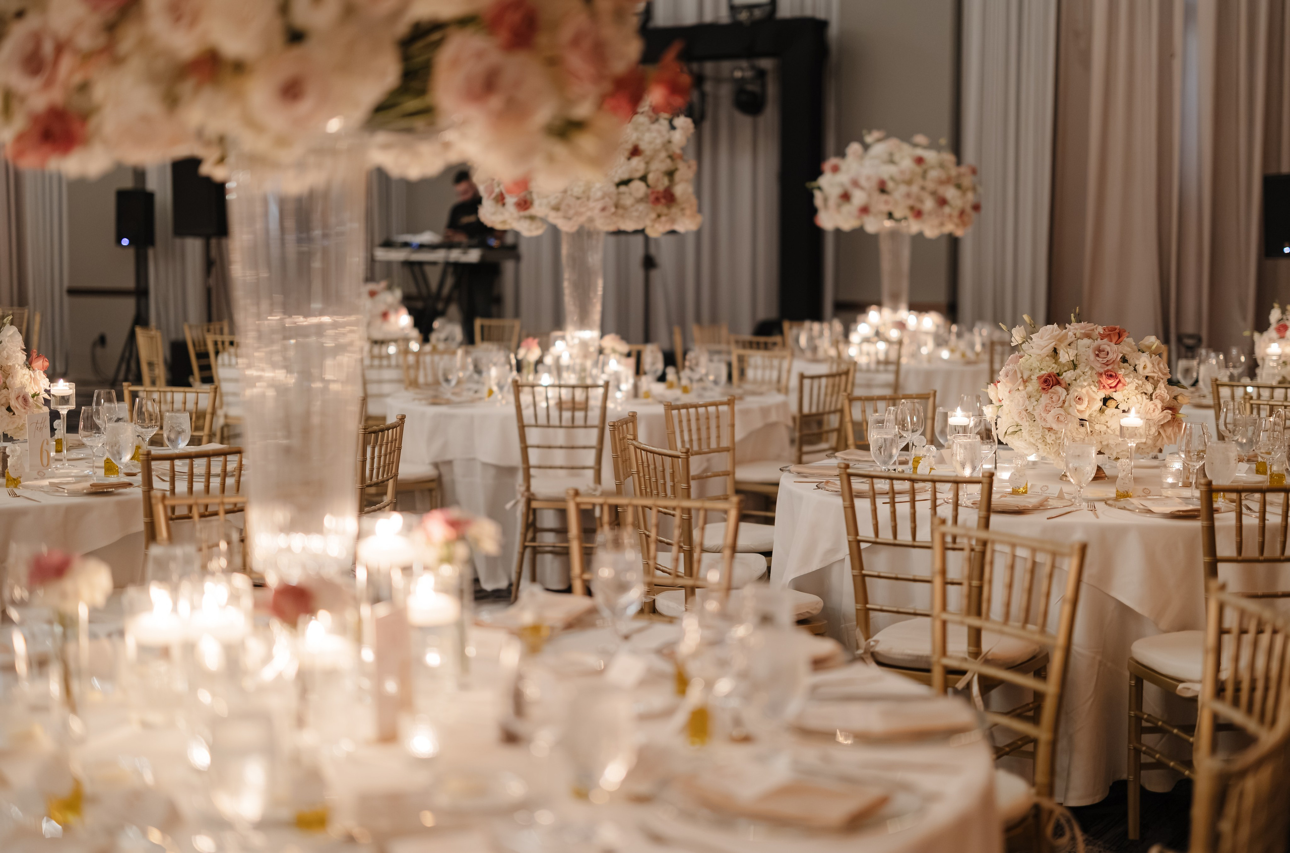 NICOLE & LOGAN. YES I DO PRODUCTION — Wedding photography&videography