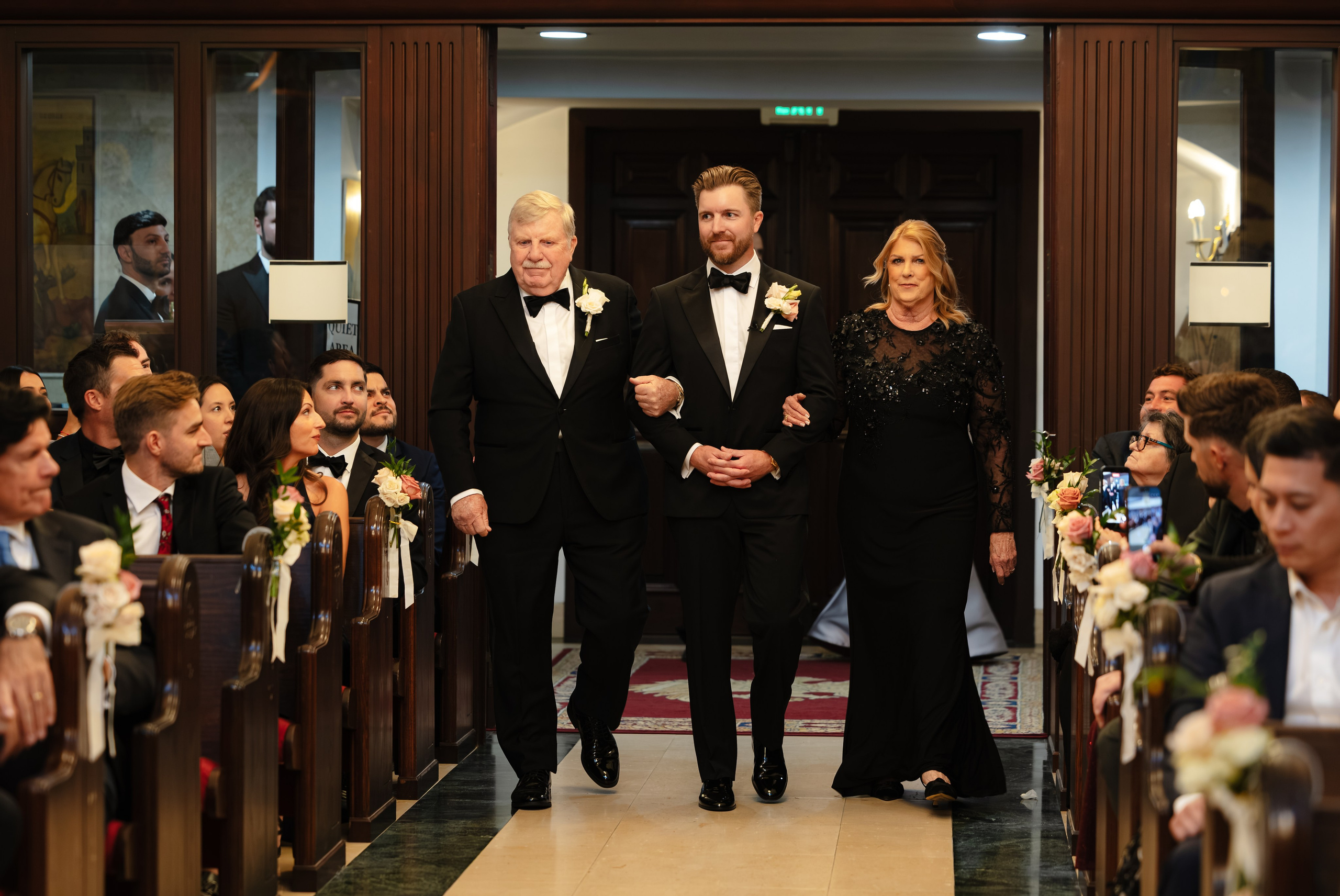 NICOLE & LOGAN. YES I DO PRODUCTION — Wedding photography&videography
