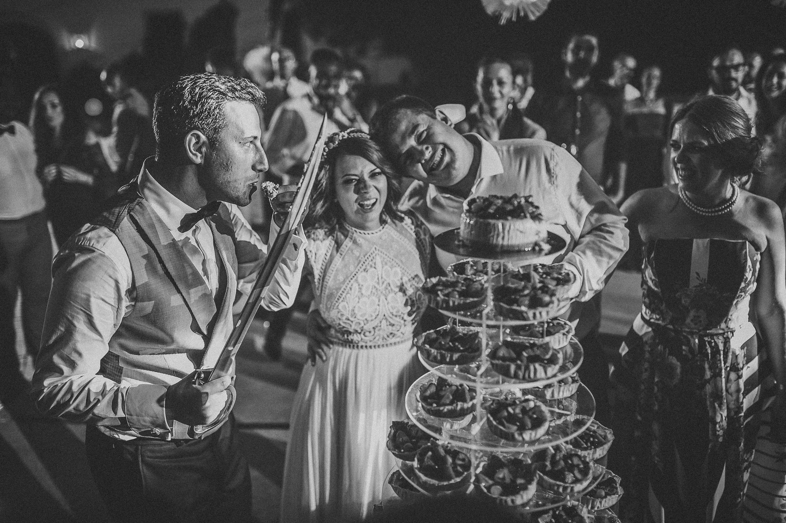 Alina și Ionuț | Fotografii Alb-Negru în Alba Iulia | Alex Vasilie. Alex Vasilie | Fotograf de Nuntă, Botez și Portret | Cluj-Napoca