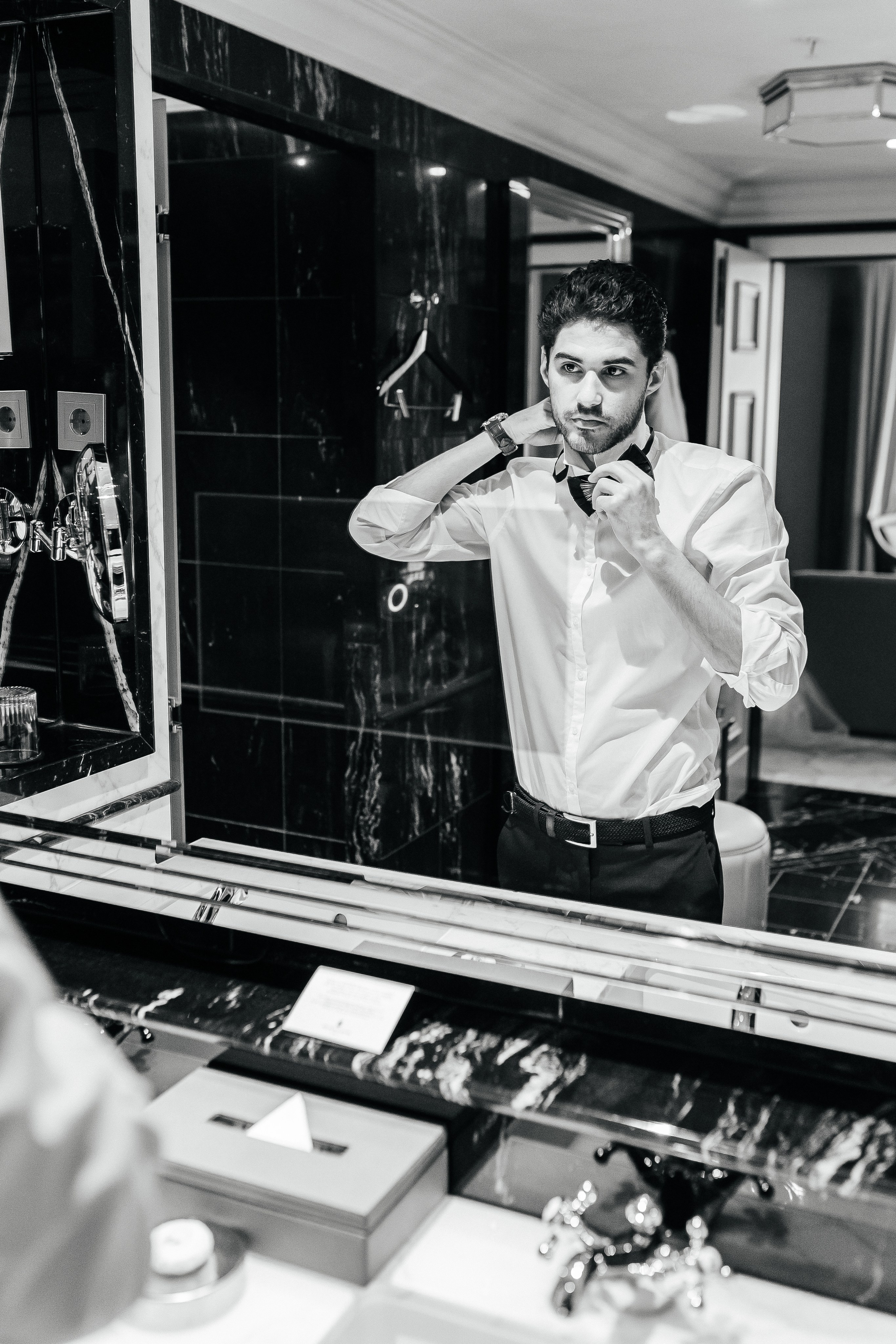 Getting Ready im Ritz Carlton Berlin: Ein zauberhafter Start in den Hochzeitstag. Hochzeitsfotografie in Berlin Nataliia Schütze