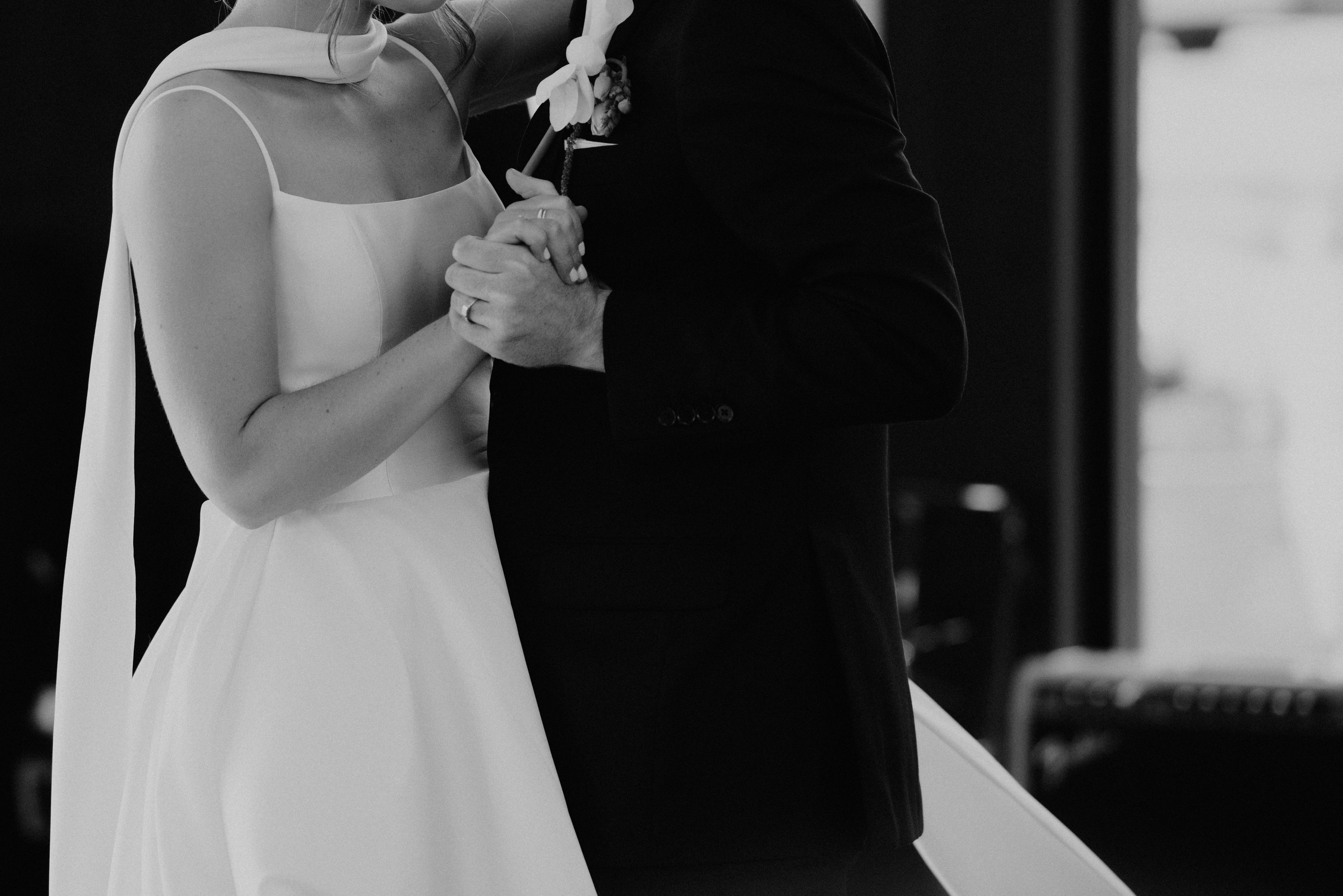 Wedding Shelby & Riley | Columbia River Gorge, WA | Georgy Shishkin Photography Photography. Portland Wedding Photographer | Authentic PNW Love Stories