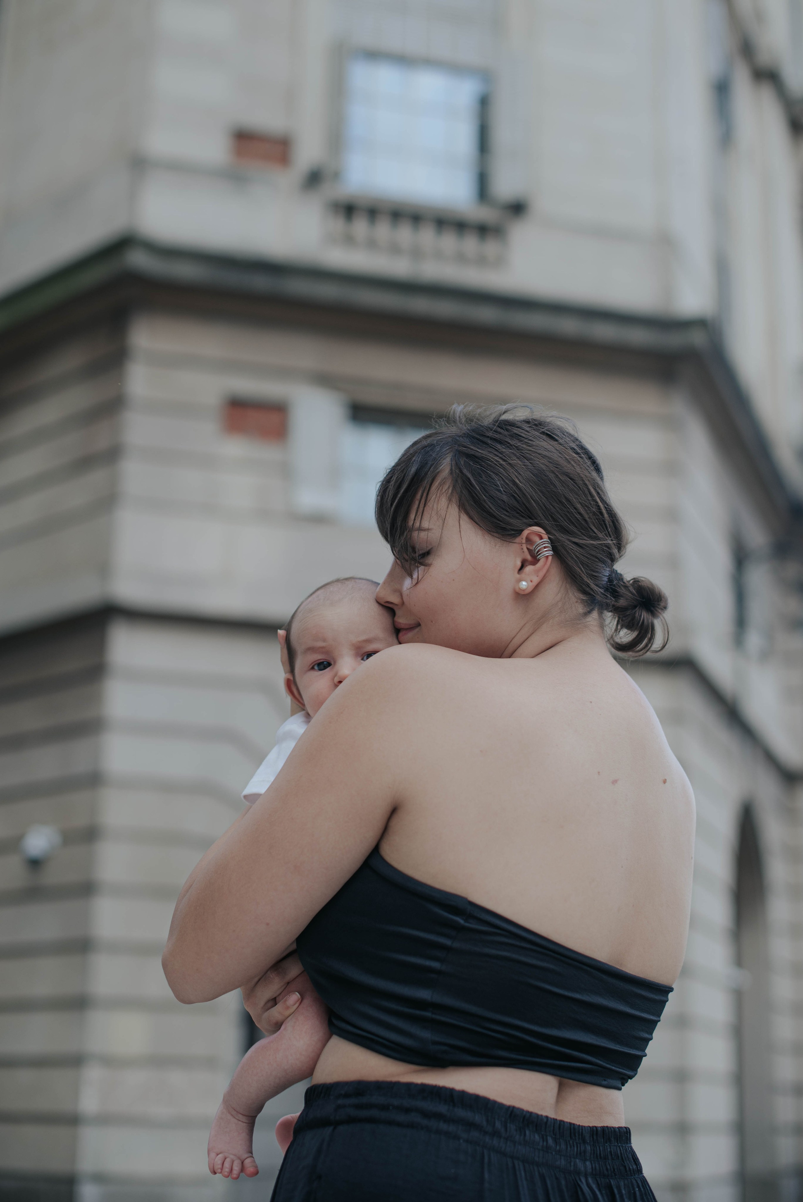 Mom Yana and Mars. Photographer @elmirkami in the city of Buenos Aires