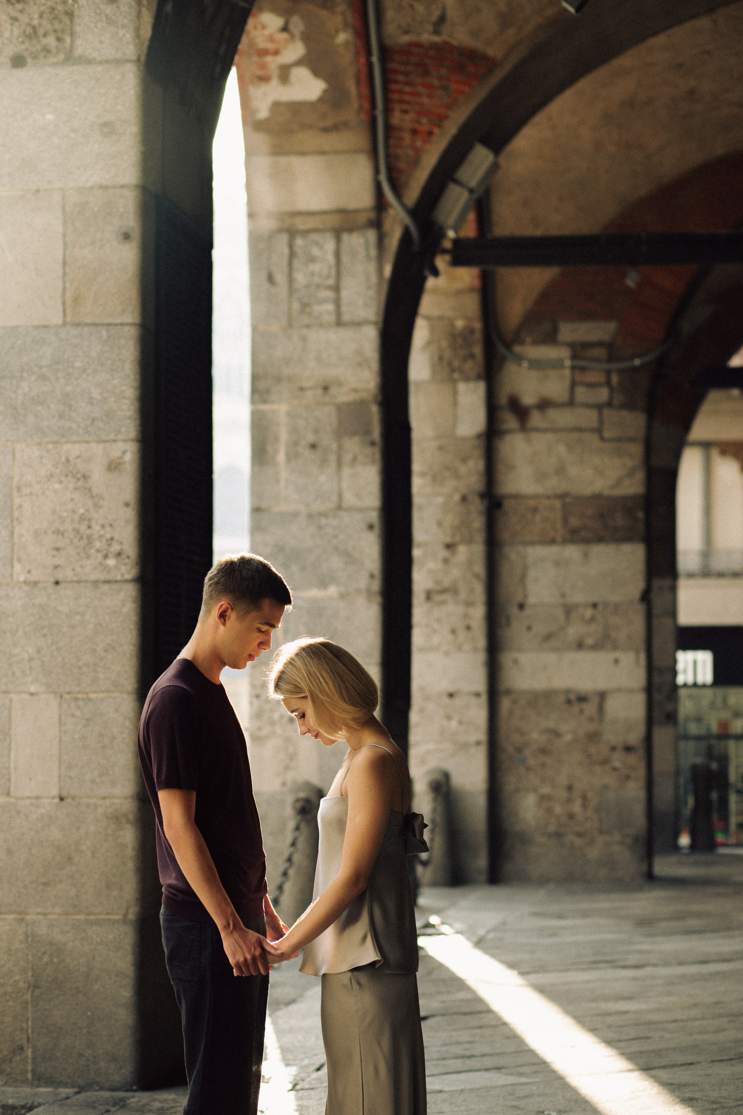 intimate couple photography in Milan