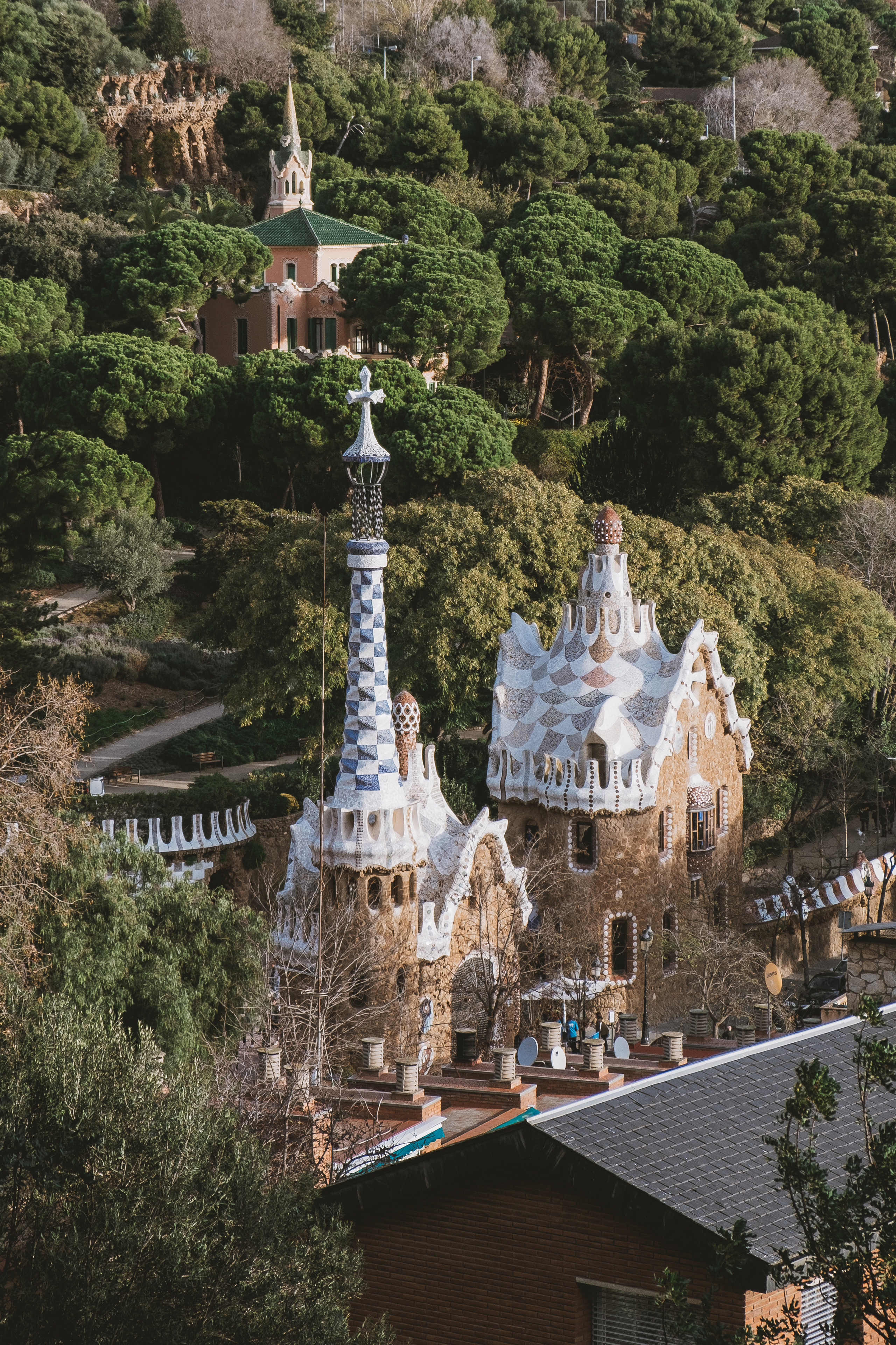 Park Güell (Парк Гуэль, исп. Parque Güell)