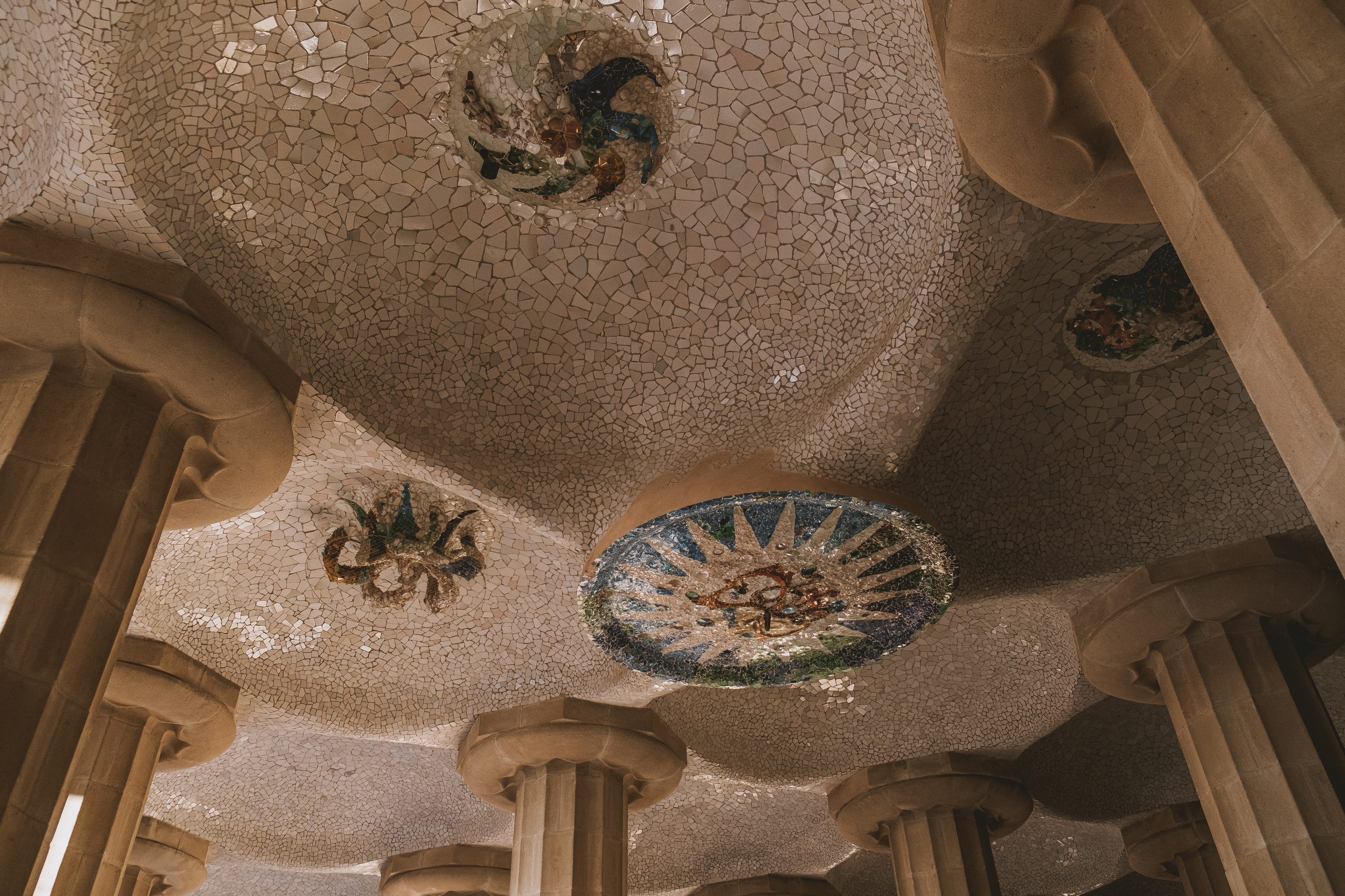 Park Güell (Парк Гуэль, исп. Parque Güell)