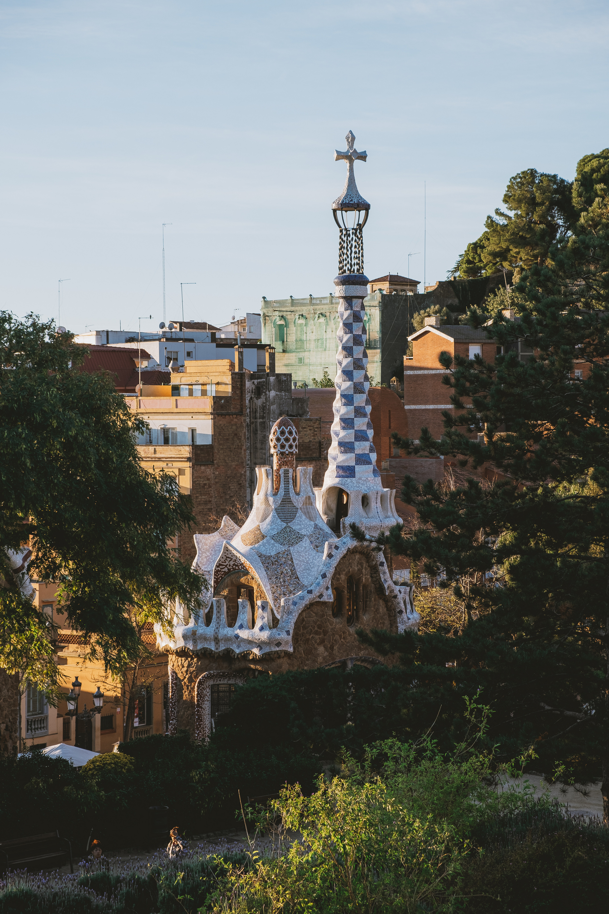 Park Güell (Парк Гуэль, исп. Parque Güell)