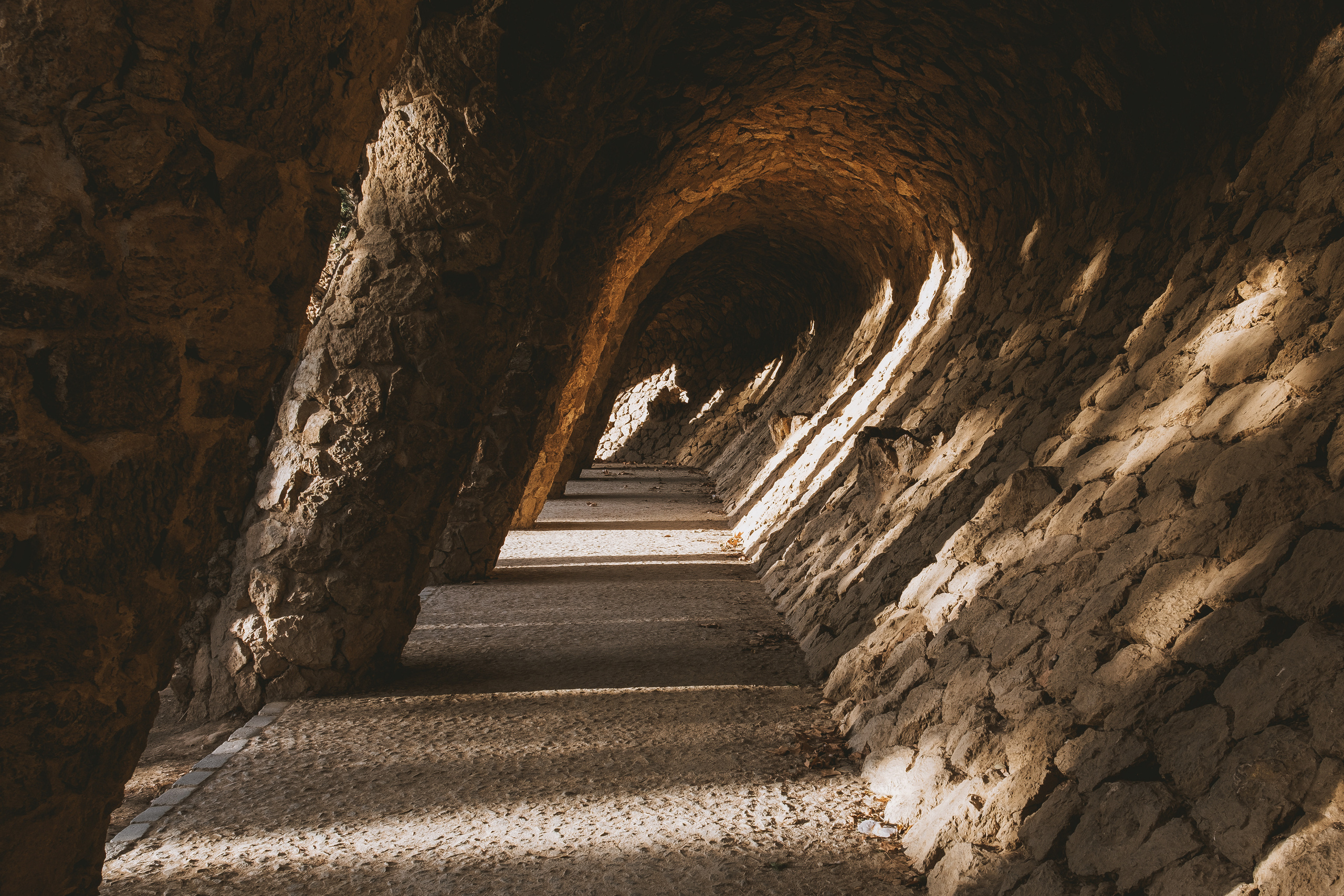 Park Güell (Парк Гуэль, исп. Parque Güell)