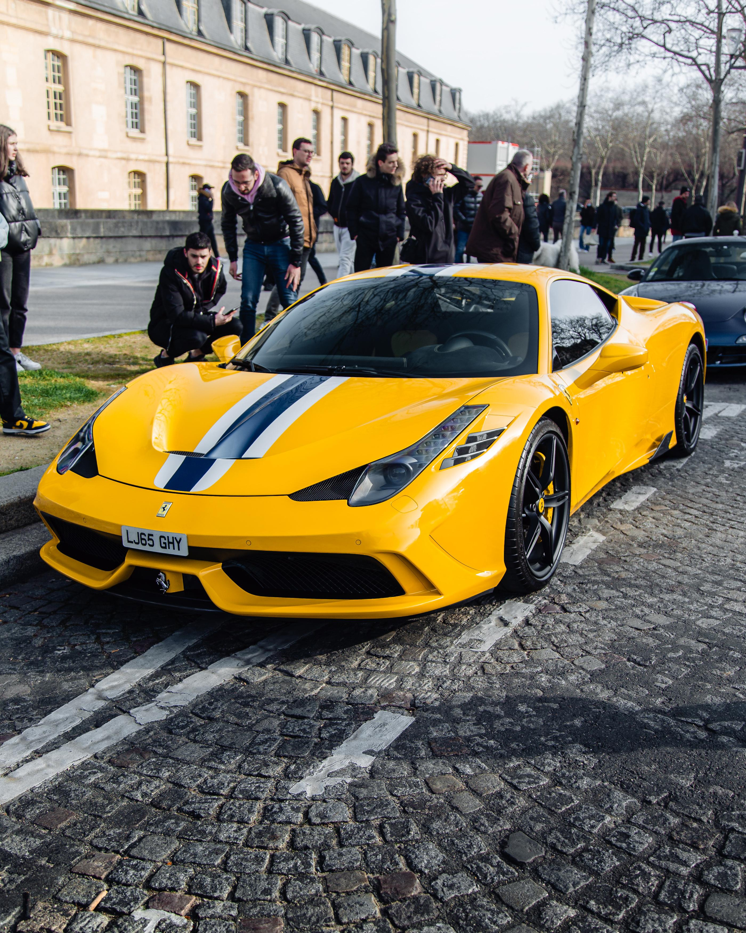 Place Vauban 13 fevrier. Photographer in Paris — Vitalii Motruk