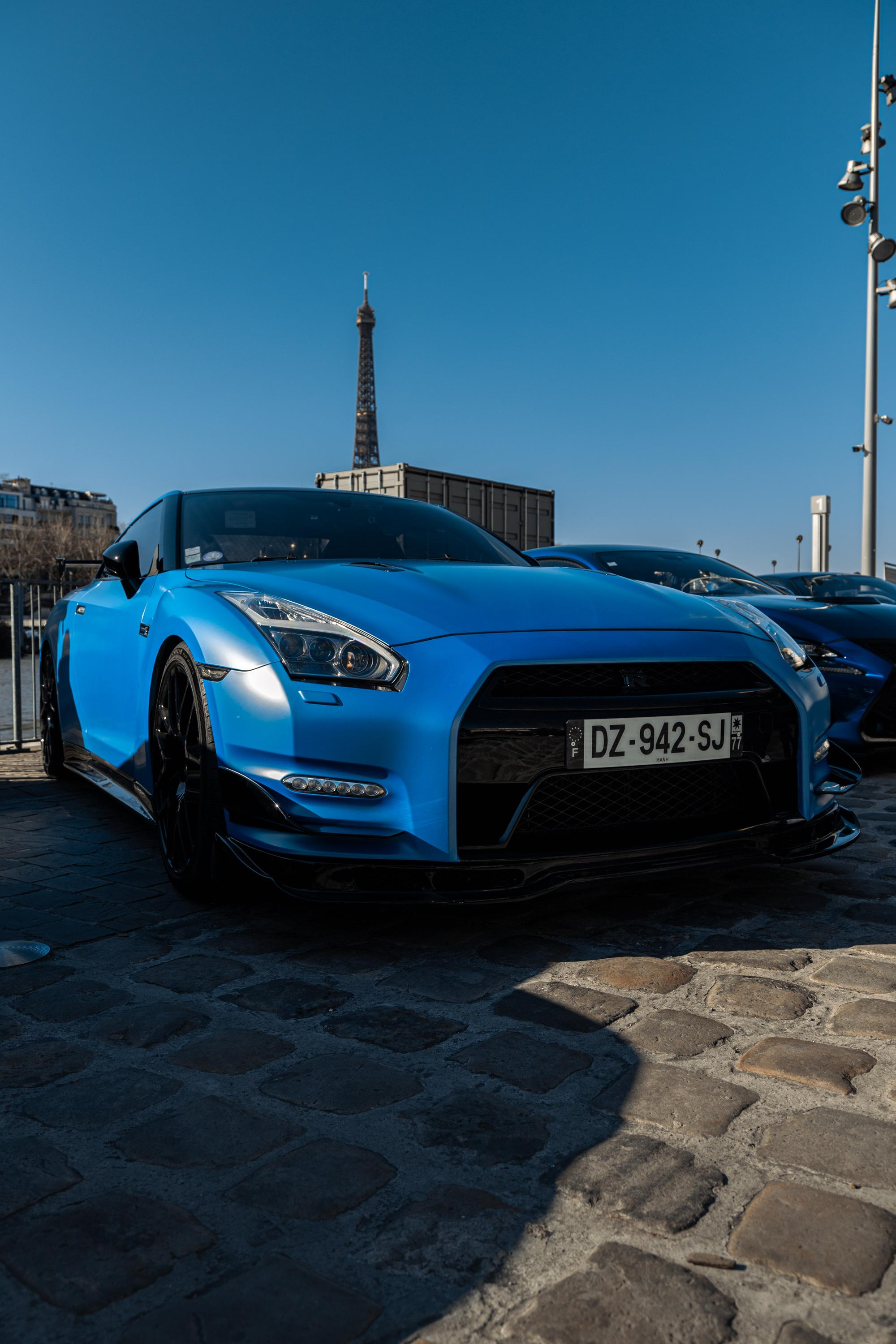 Rassemblements 27 février. Photographe de voitures à Paris — Vitalii Motruk
