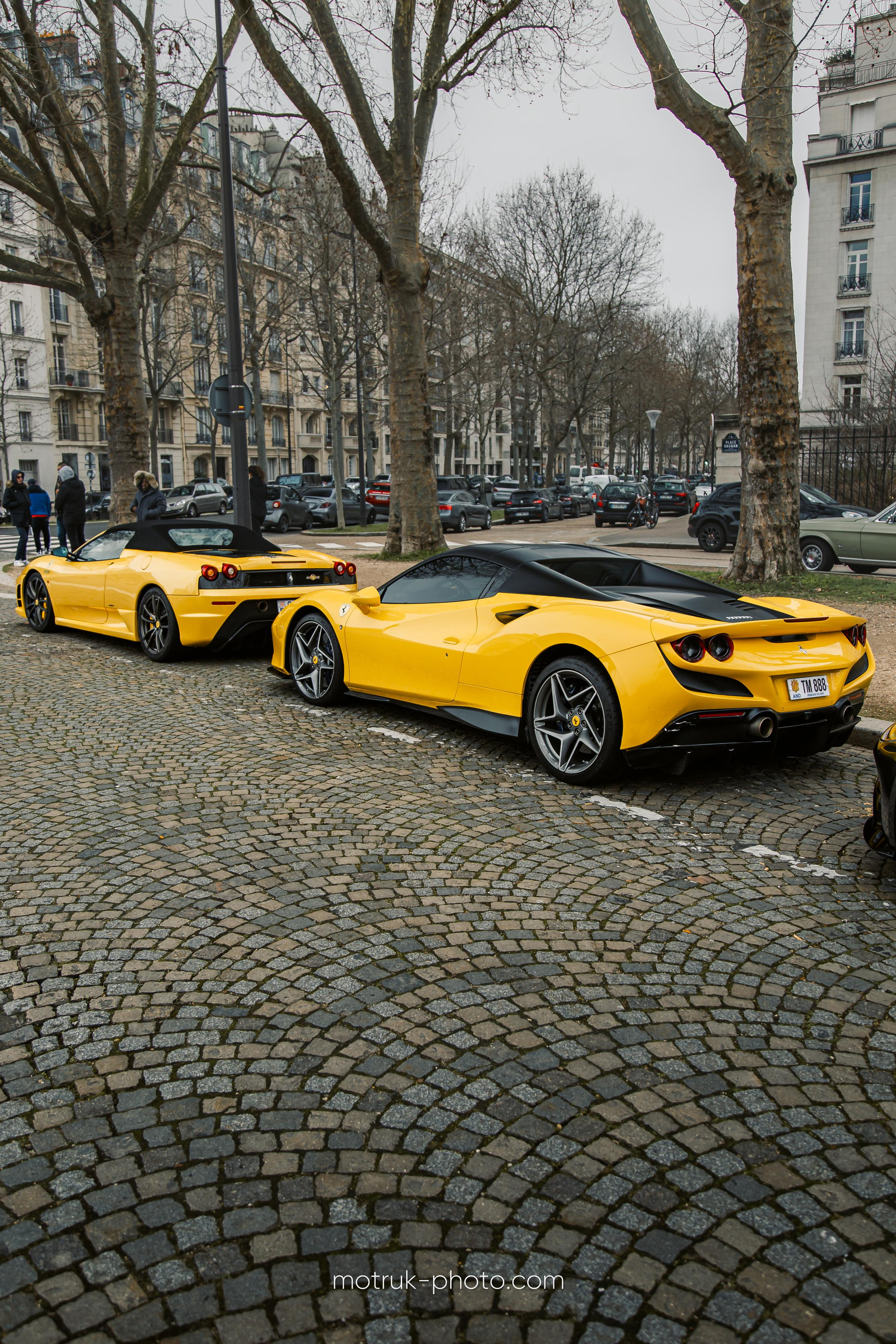 Place Vauban 23 janvier. Photographe de voitures à Paris — Vitalii Motruk