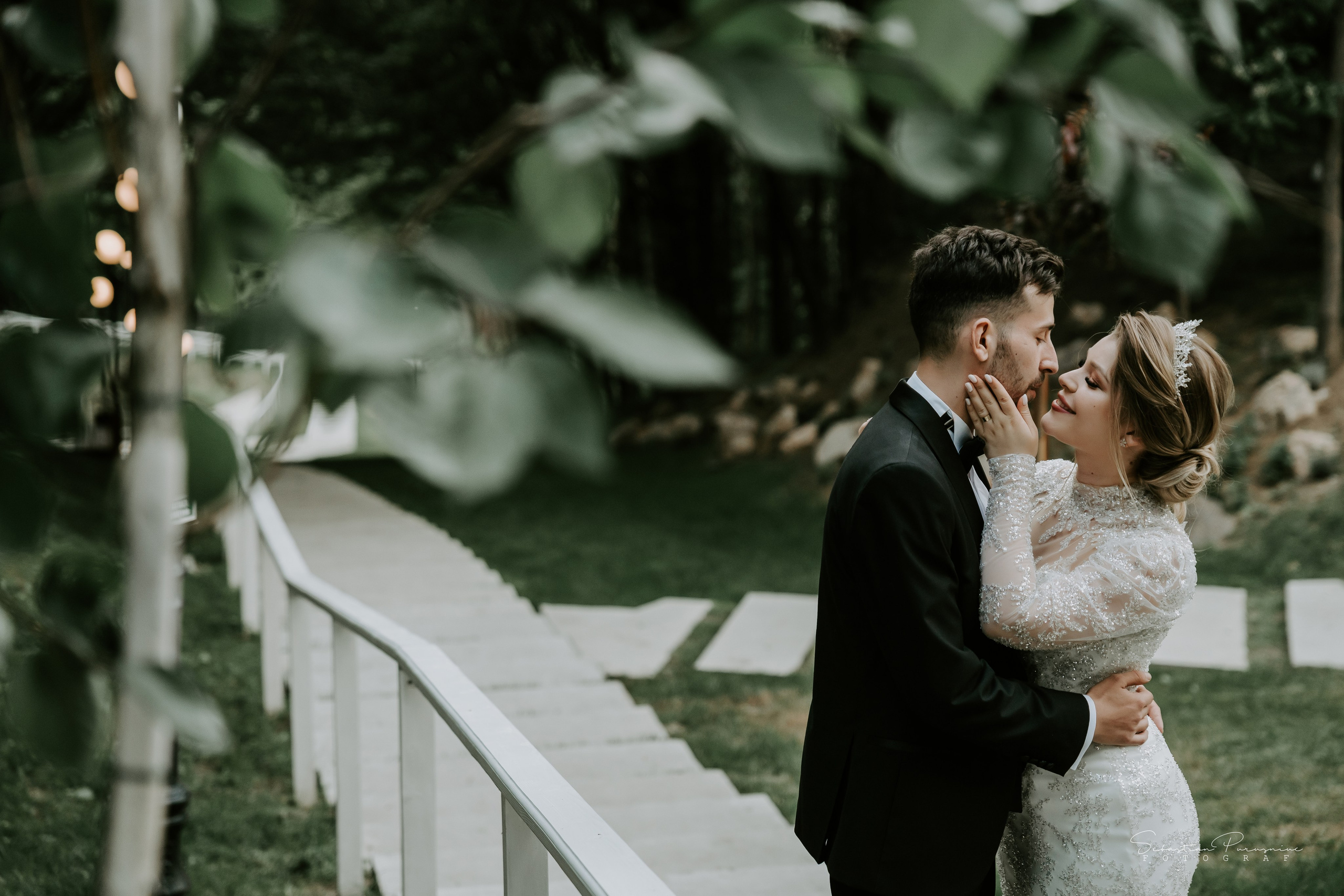 Larisa & Iulian. Sebastian Purusniuc Fotograf - Iasi