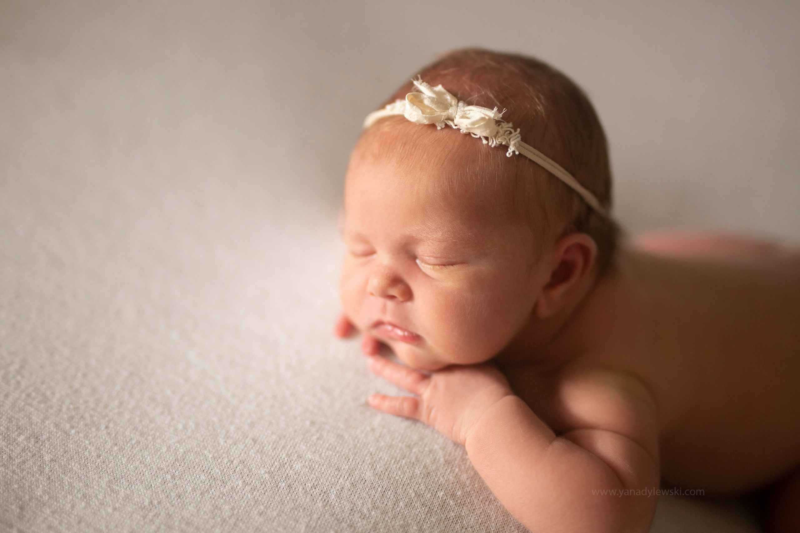 YANA DYLEWSKI — PHOTOGRAPHE MATERNITÉ, NOUVEAUX-NÉS, ENFANTS, FAMILLES
