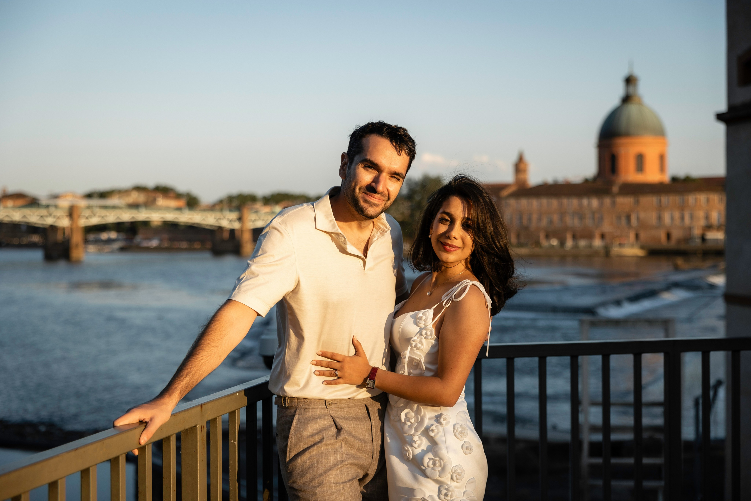 An engagement session is more than just a photoshoot—it’s a way to celebrate your love story in a place that feels important to you and you. Eugénie Smirnova — your photographer in Toulouse and southwest France
