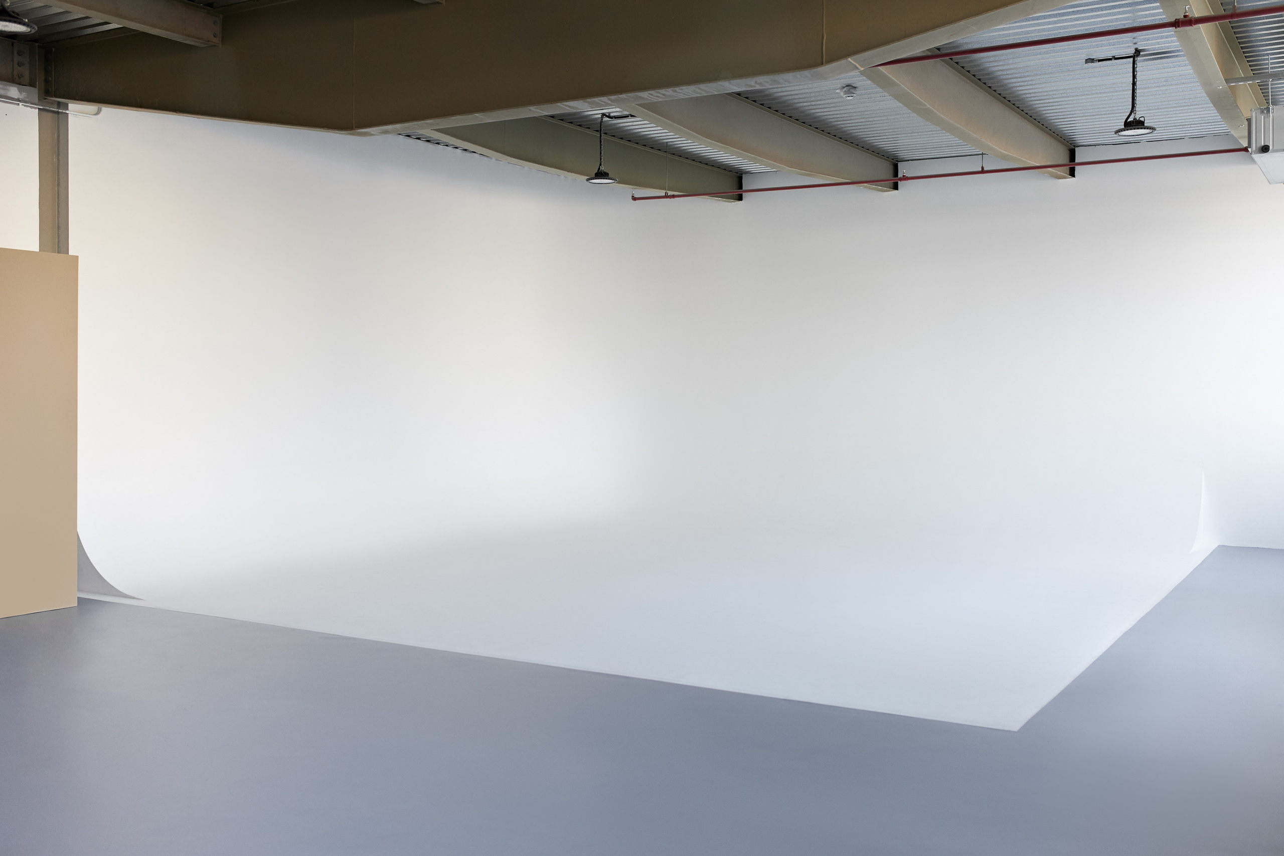 Rental. Basis Zone. Infinity wall. Photo and video production in Dubai UAE